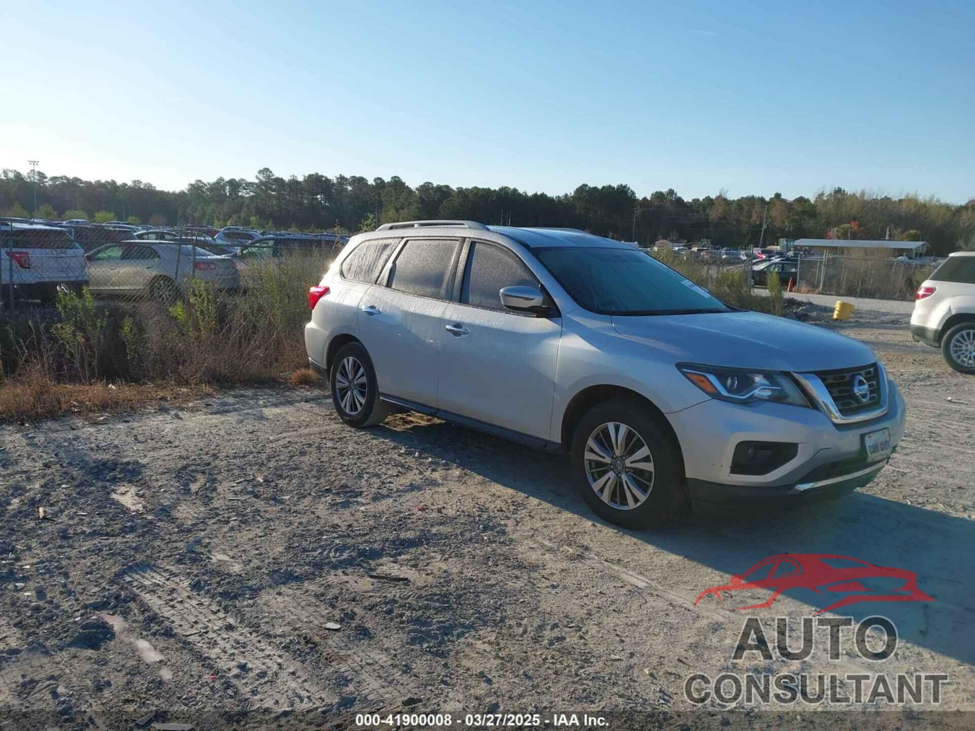 NISSAN PATHFINDER 2019 - 5N1DR2MN3KC625241