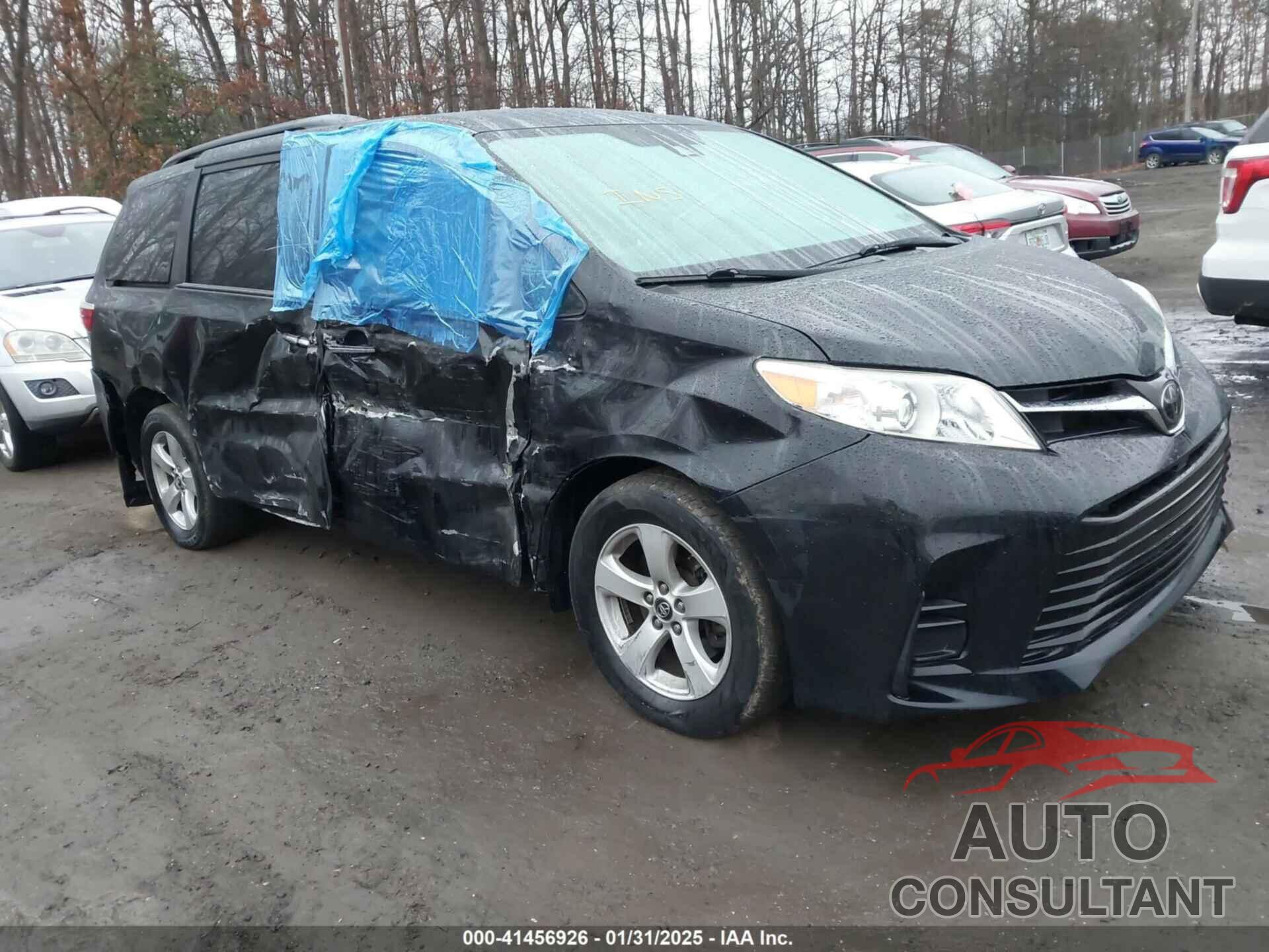 TOYOTA SIENNA 2019 - 5TDKZ3DC6KS988342