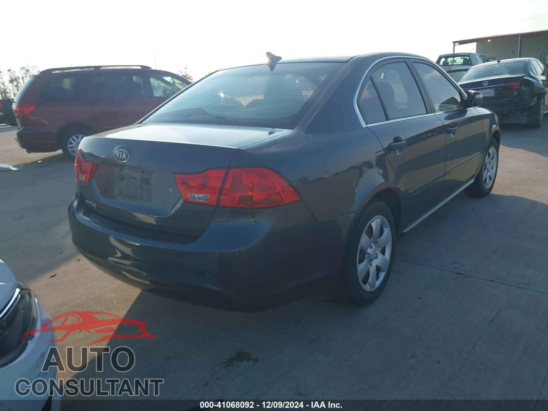 KIA OPTIMA 2010 - KNAGG4A81A5446360