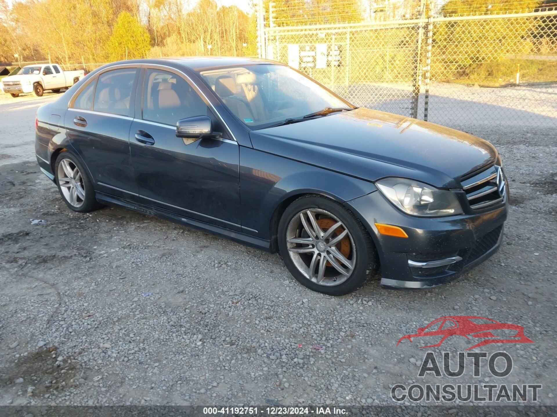 MERCEDES-BENZ C 250 2014 - WDDGF4HB2EG199230