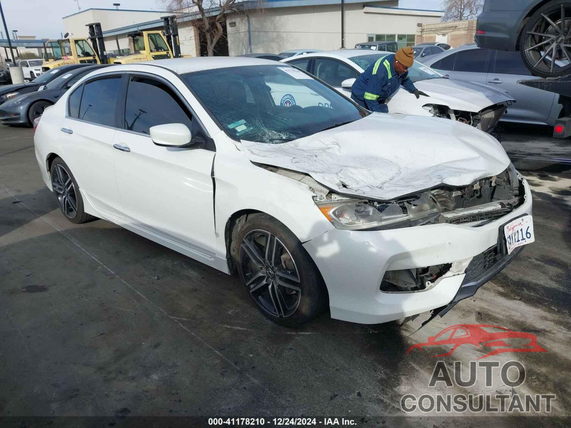 HONDA ACCORD 2017 - 1HGCR2F50HA290040