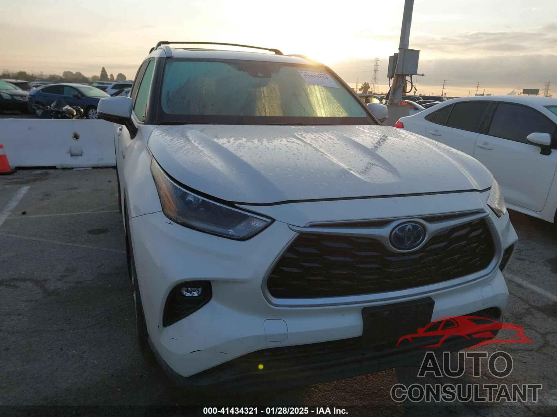 TOYOTA HIGHLANDER 2021 - 5TDHBRCH3MS517847