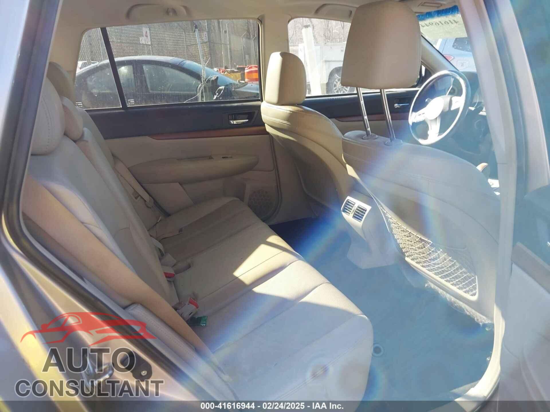 SUBARU OUTBACK 2014 - 4S4BRBLC8E3314268