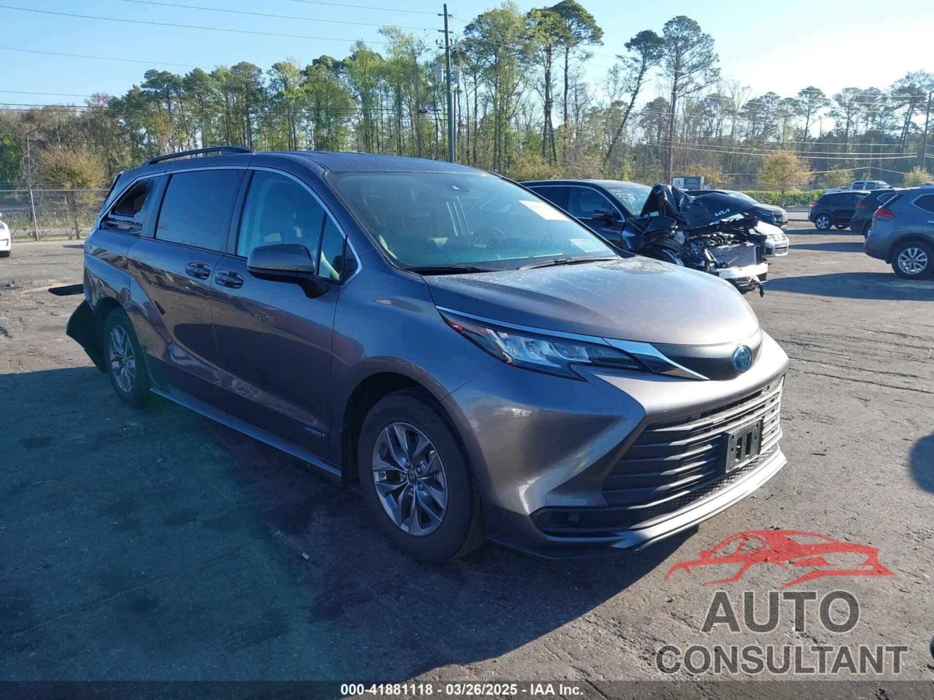 TOYOTA SIENNA 2021 - 5TDKRKEC9MS040481