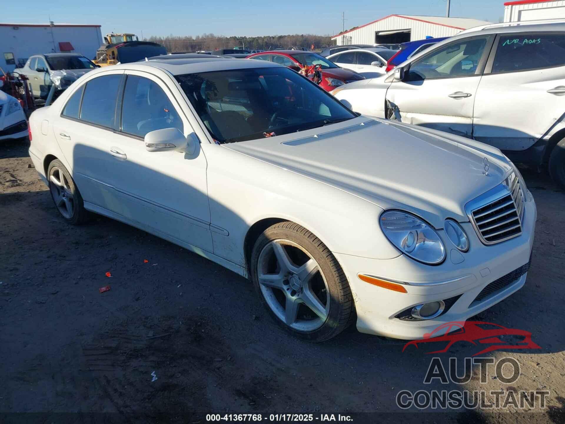 MERCEDES-BENZ E 550 2009 - WDBUF72X49B394394