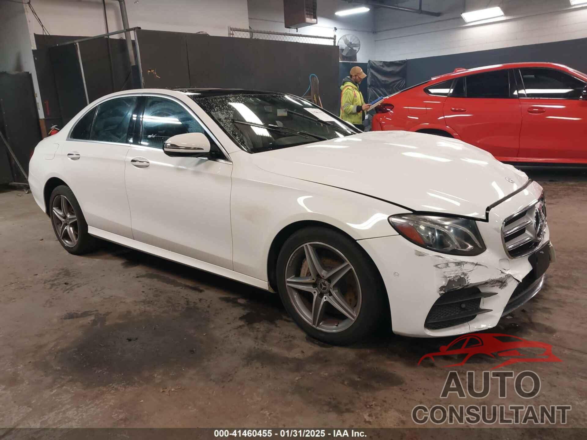 MERCEDES-BENZ E 300 2018 - WDDZF4KB8JA373333