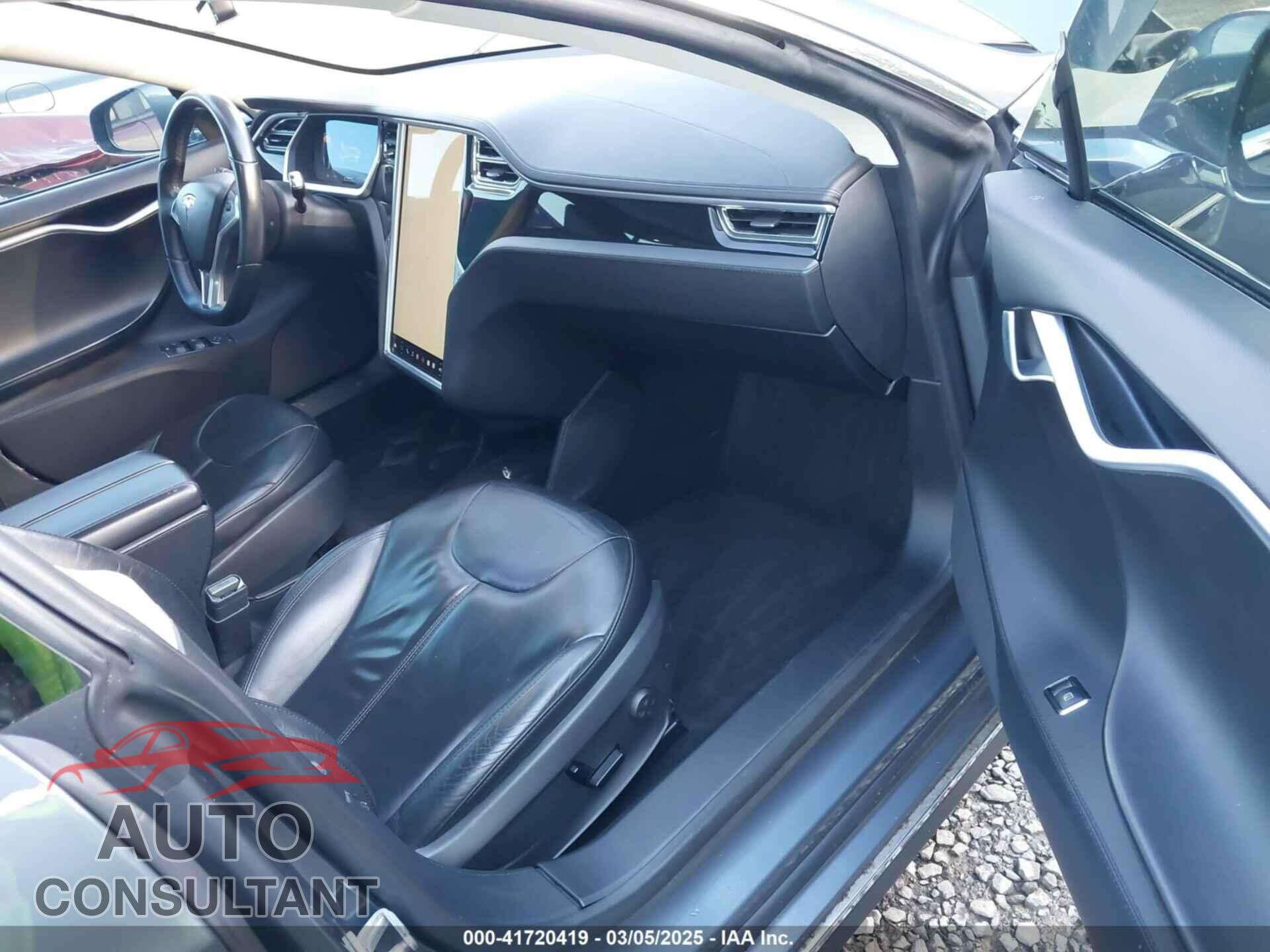 TESLA MODEL S 2013 - 5YJSA1AG0DFP09767