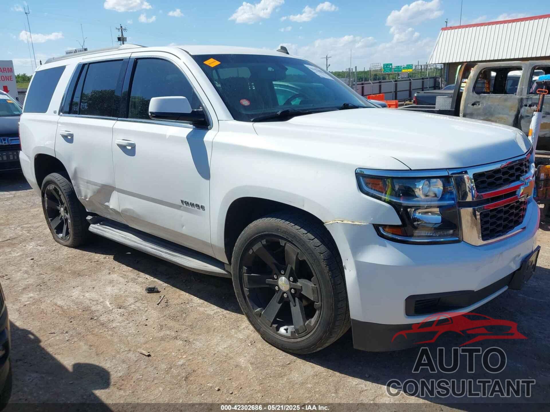 CHEVROLET TAHOE 2015 - 1GNSCAKC3FR130329