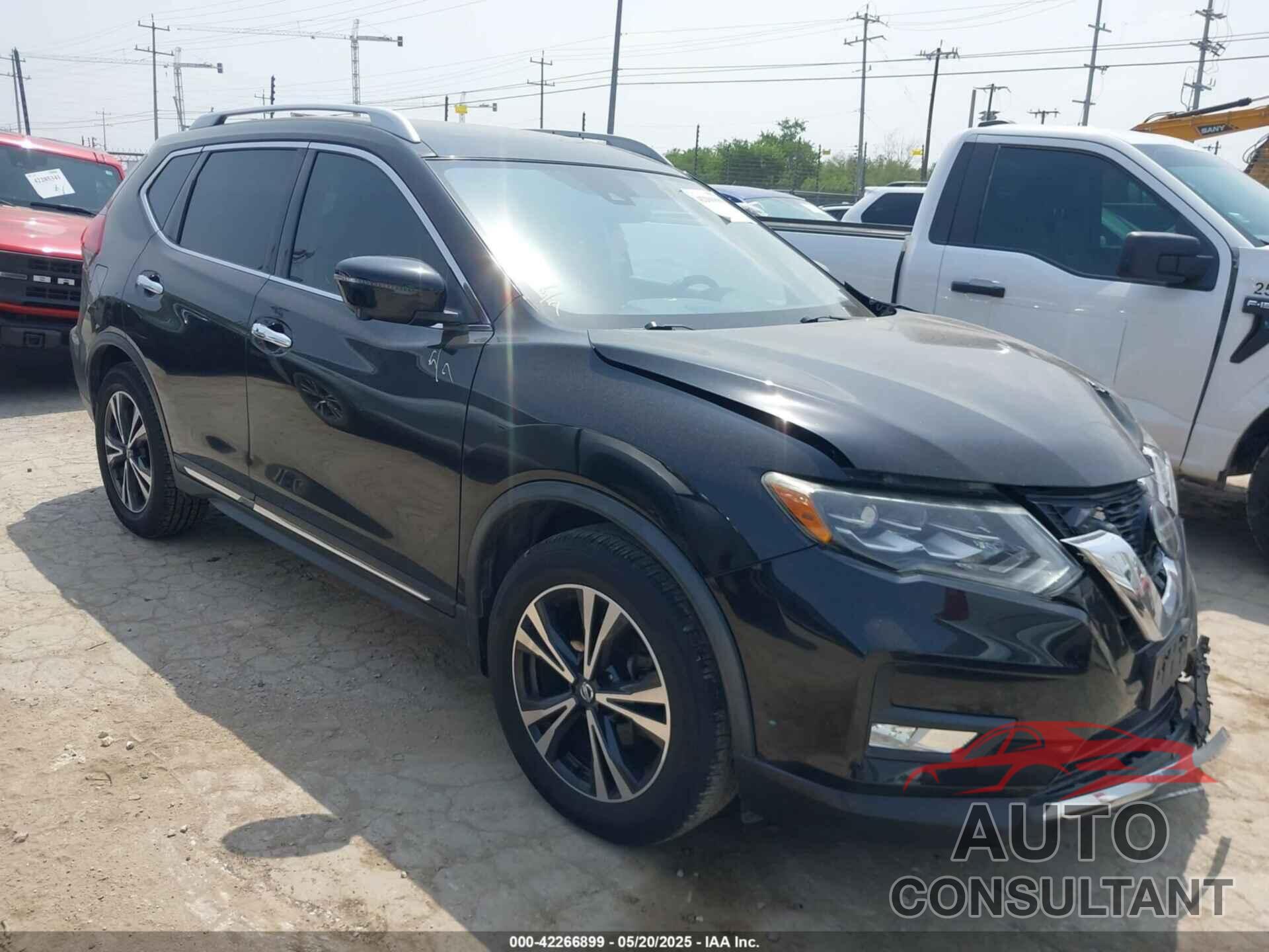 NISSAN ROGUE 2018 - JN8AT2MT7JW460240