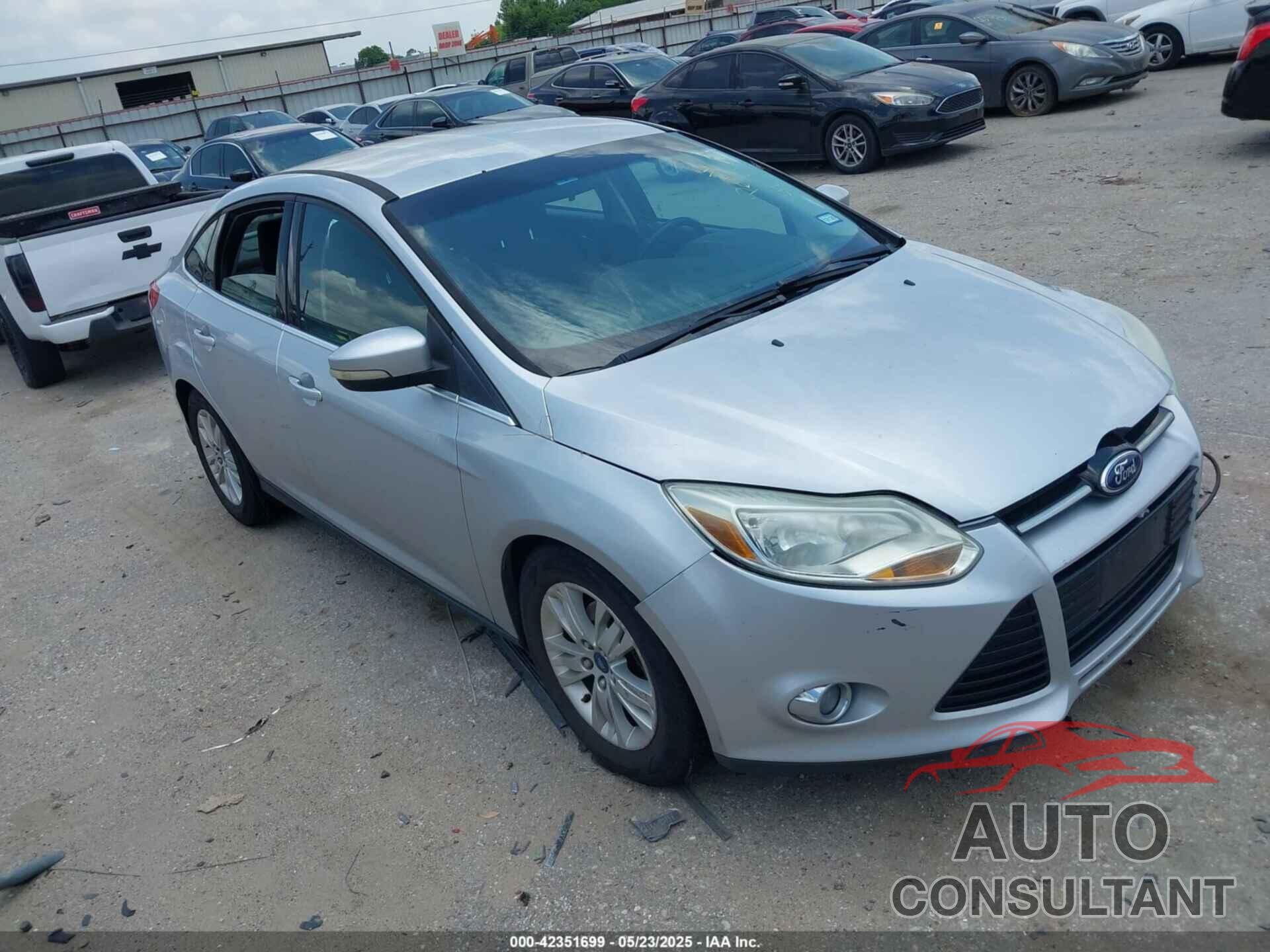 FORD FOCUS 2012 - 1FAHP3H26CL445485