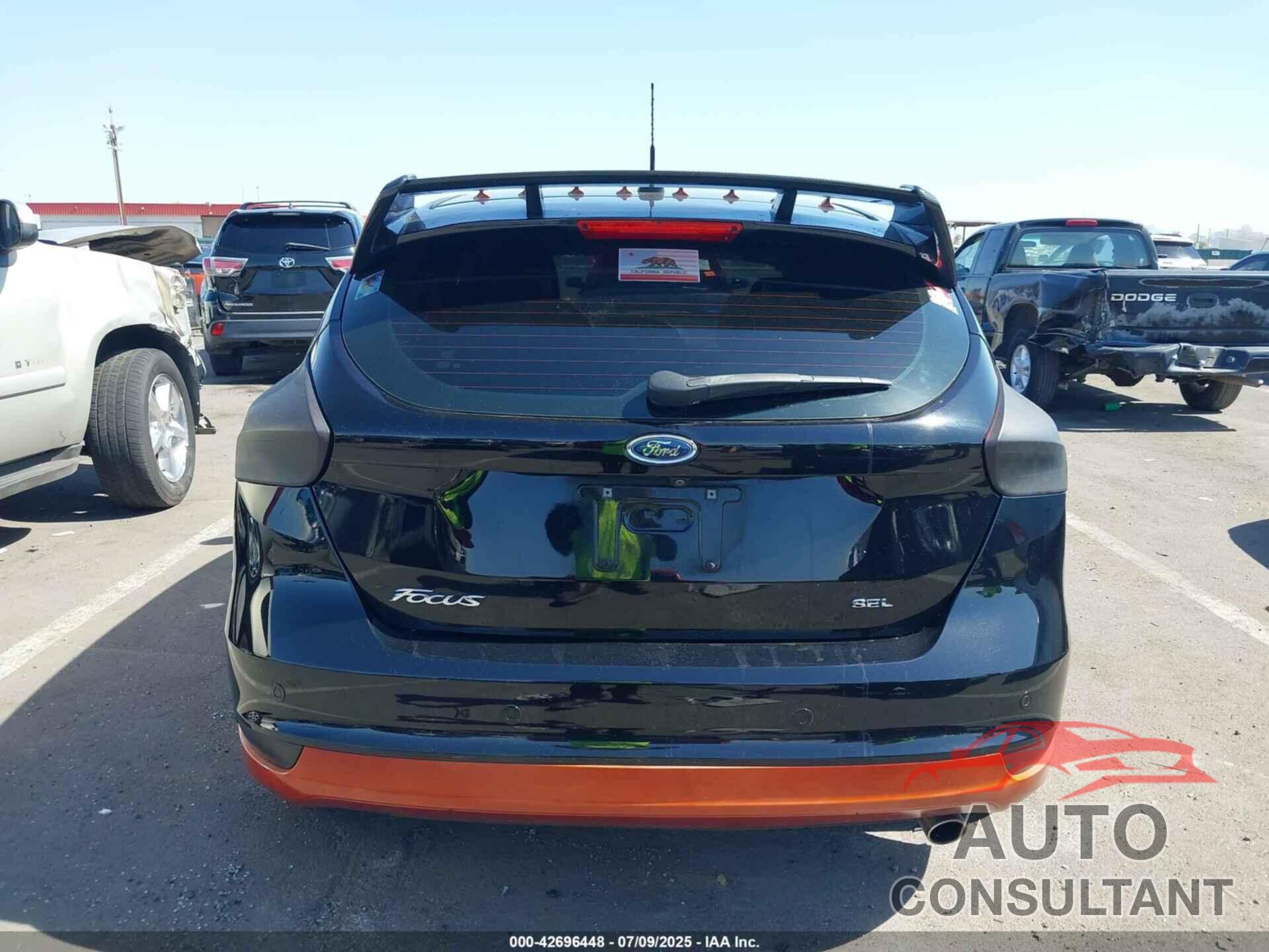 FORD FOCUS 2018 - 1FADP3M2XJL224263