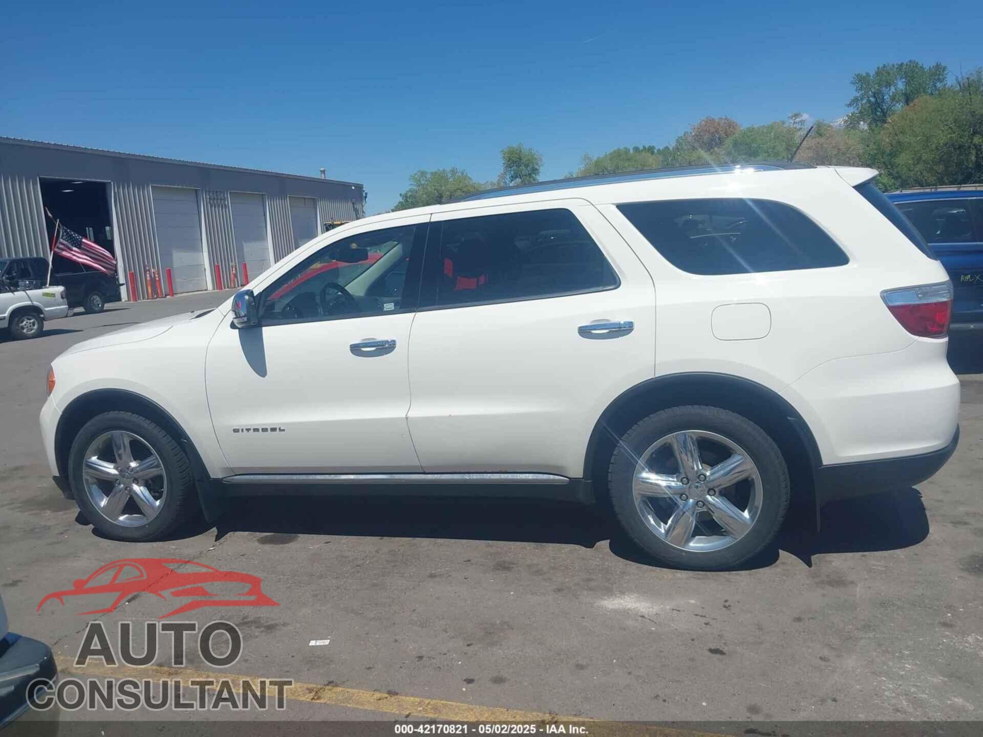 DODGE DURANGO 2012 - 1C4SDJET0CC100625