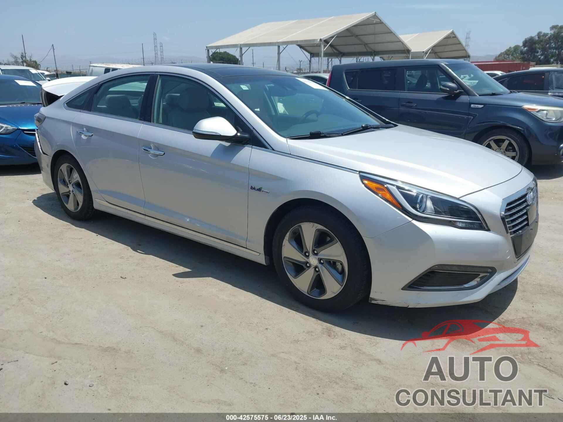 HYUNDAI SONATA HYBRID 2017 - KMHE34L18HA050851