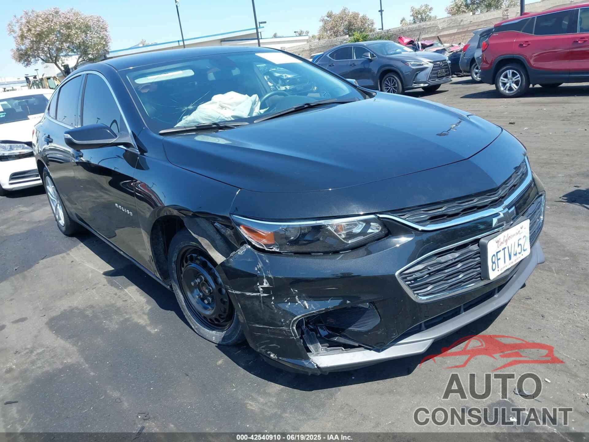 CHEVROLET MALIBU 2018 - 1G1ZD5ST9JF266401