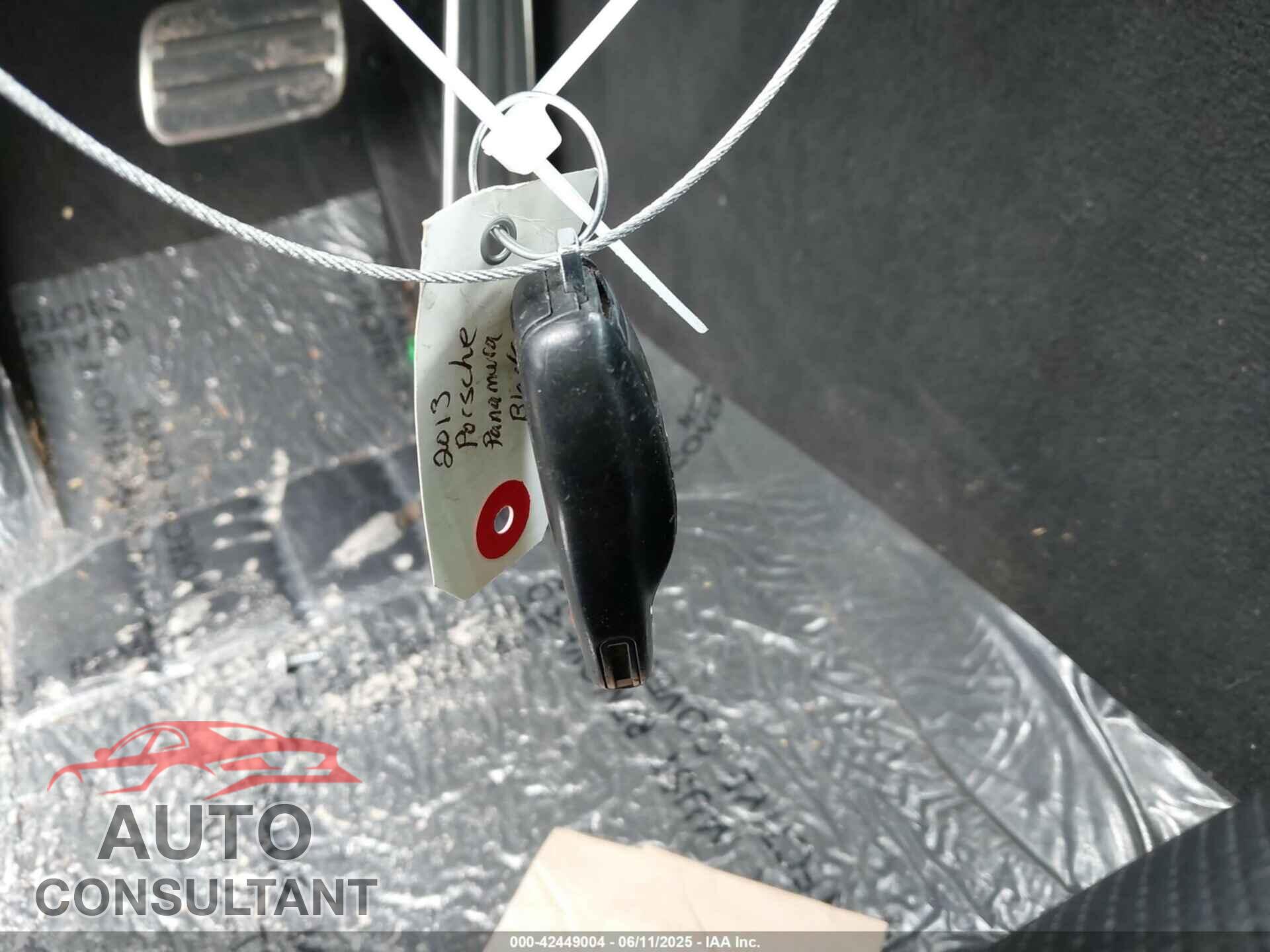 PORSCHE PANAMERA 2013 - WP0AA2A79DL014976