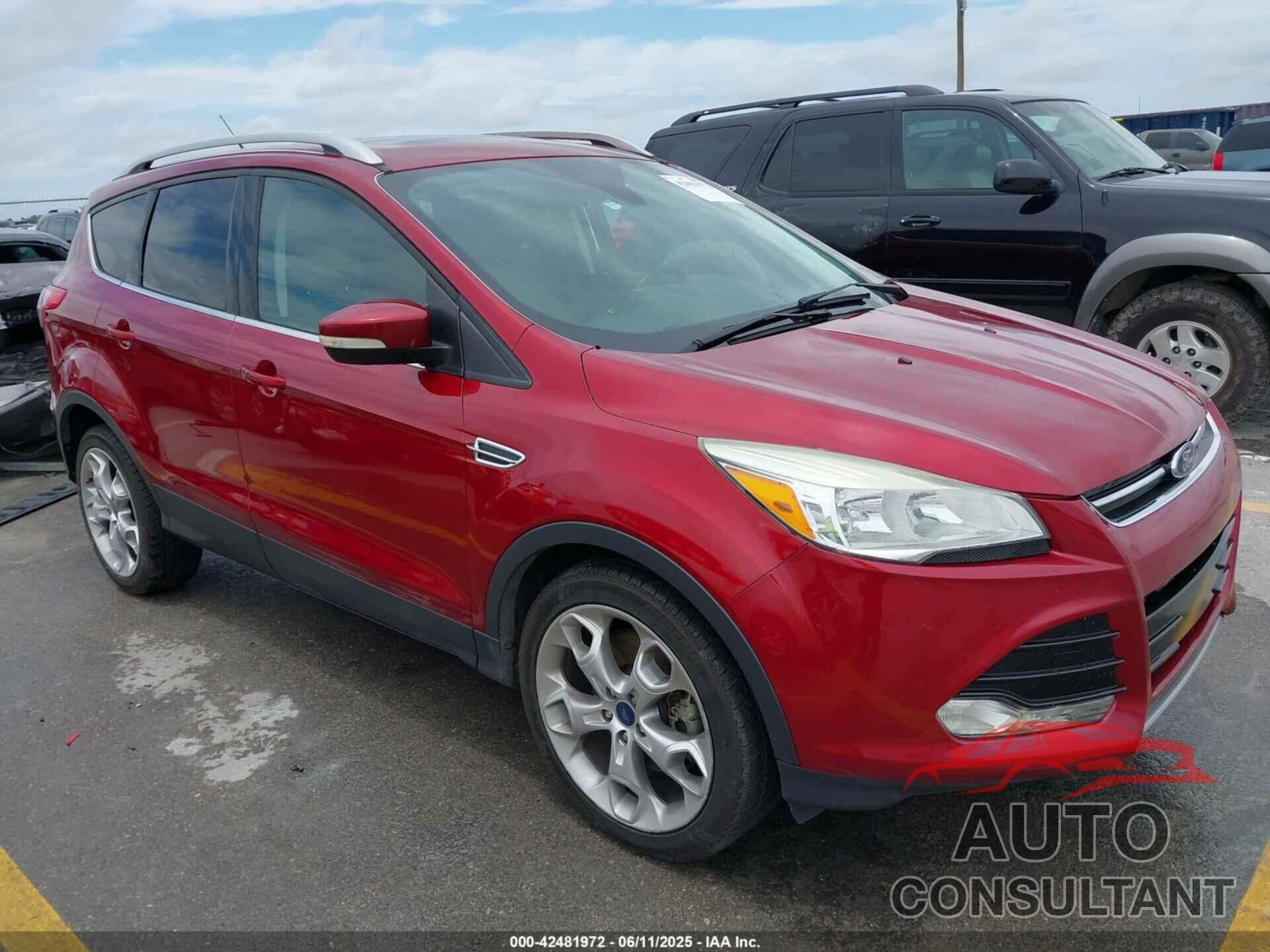 FORD ESCAPE 2016 - 1FMCU0J97GUA60189
