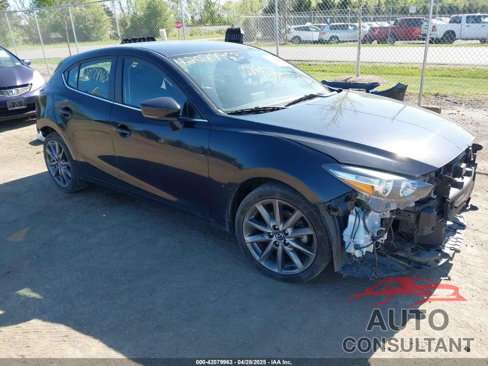 MAZDA MAZDA3 2018 - 3MZBN1L39JM183867
