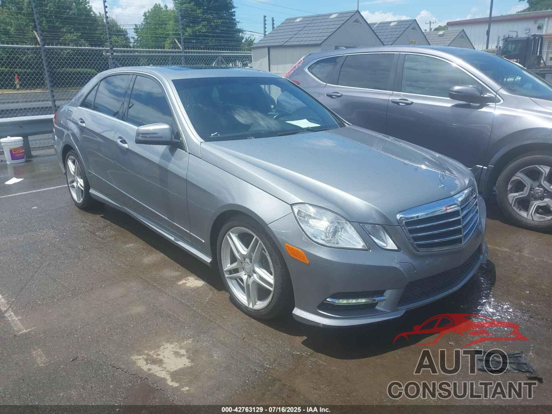 MERCEDES-BENZ E 350 2013 - WDDHF5KB8DA701517