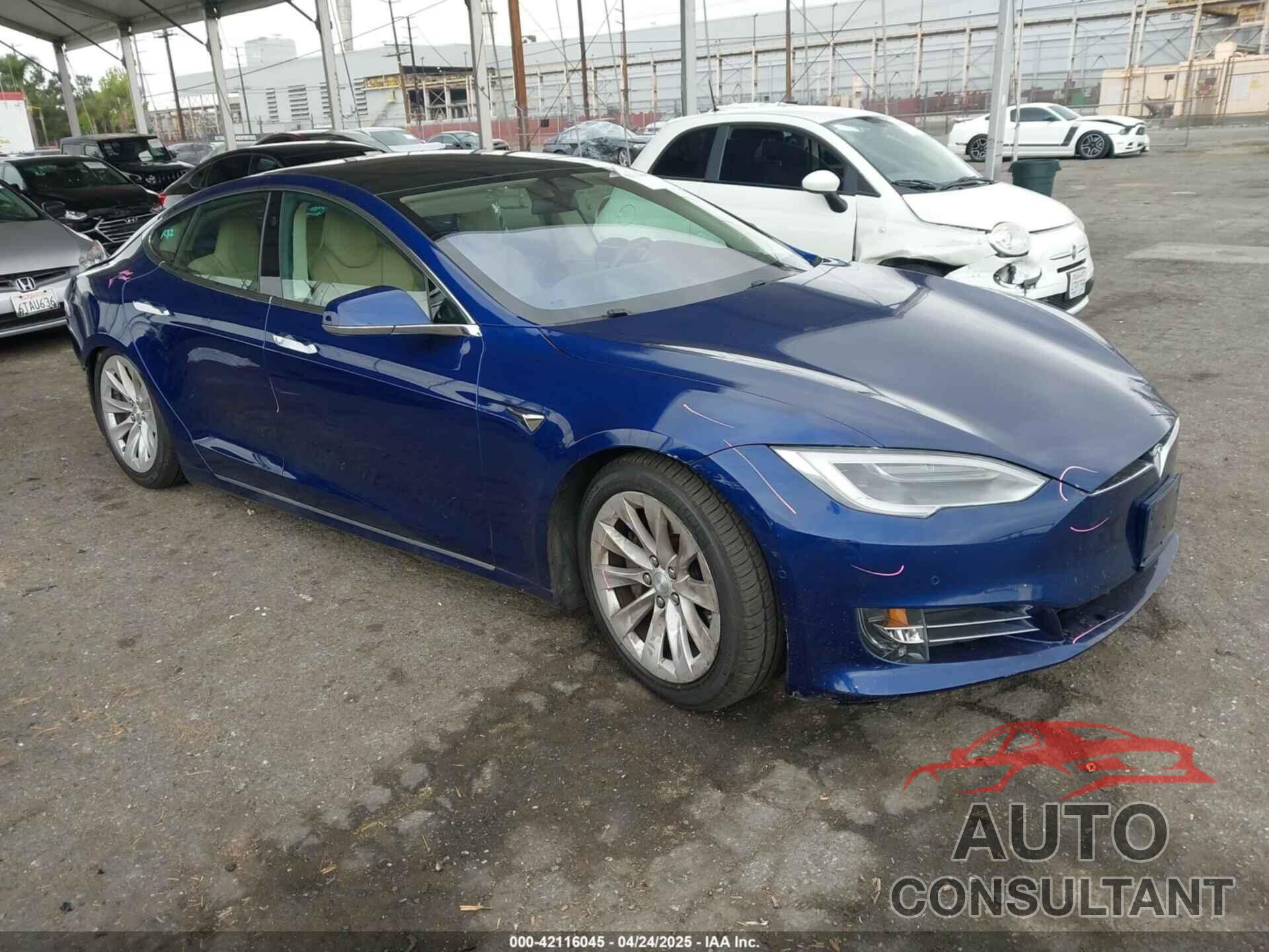 TESLA MODEL S 2017 - 5YJSA1E21HF205507