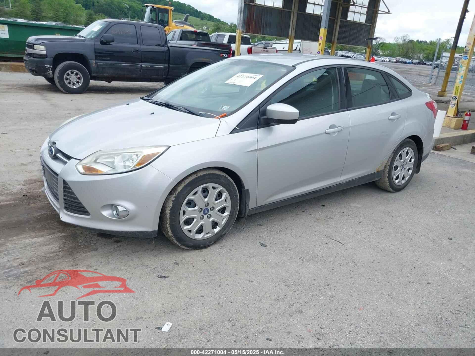 FORD FOCUS 2012 - 1FAHP3F27CL127751