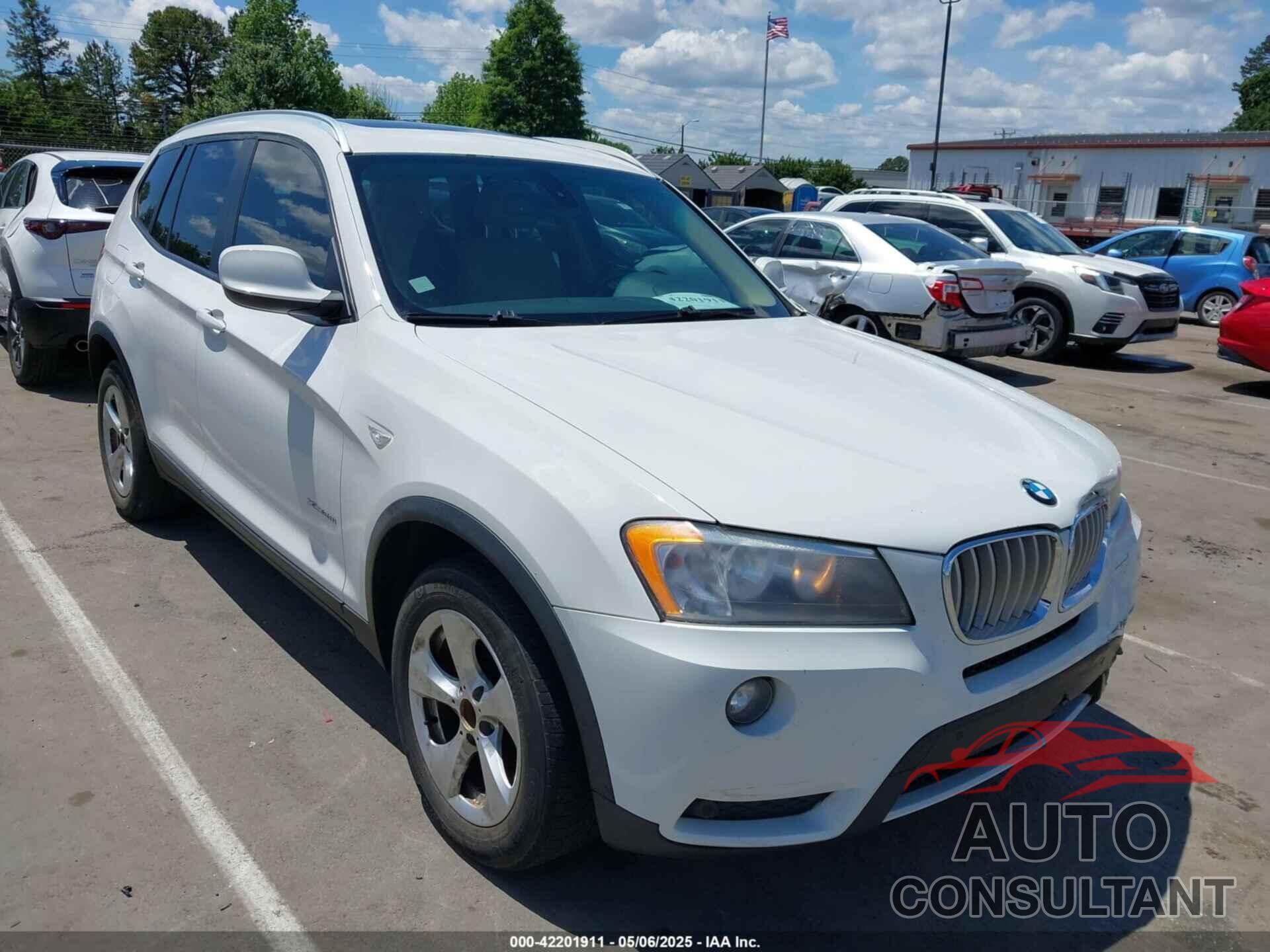 BMW X3 2011 - 5UXWX5C58BL710631