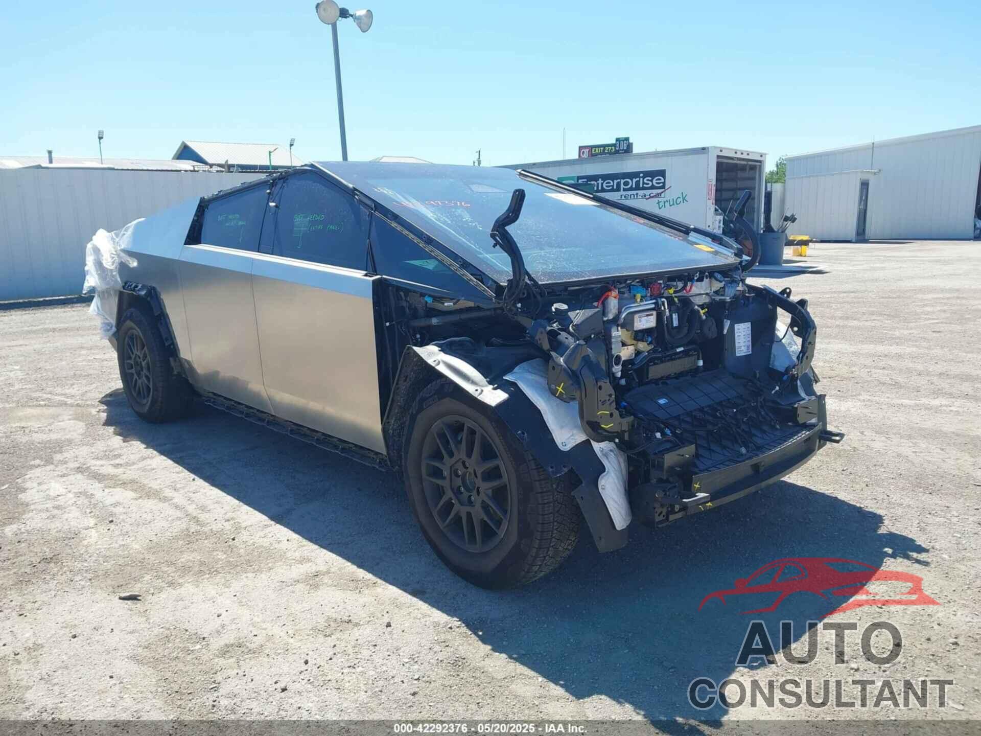TESLA CYBERTRUCK 2025 - 7G2CEHED2SA059686