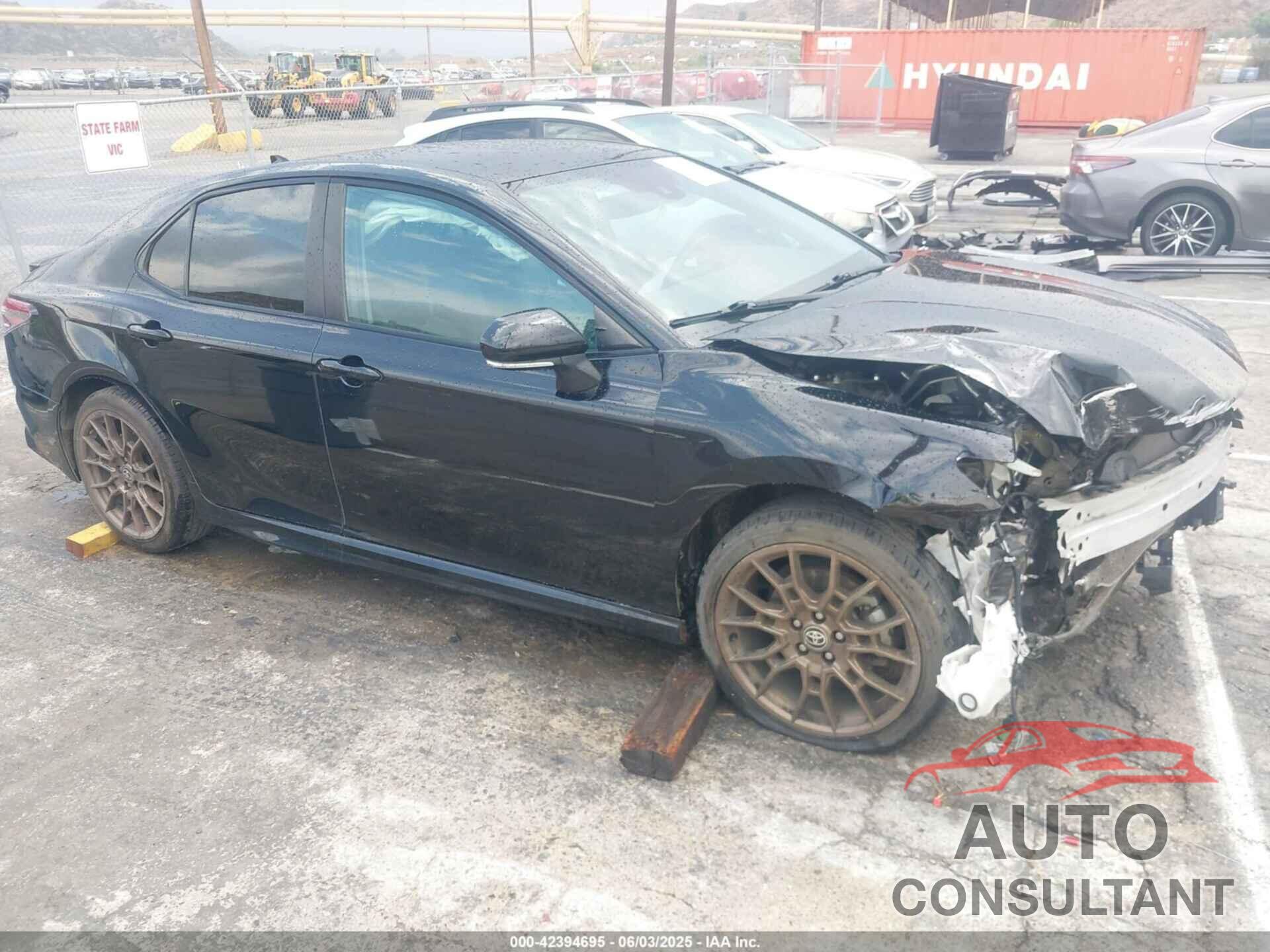 TOYOTA CAMRY 2023 - 4T1T11BK4PU080562