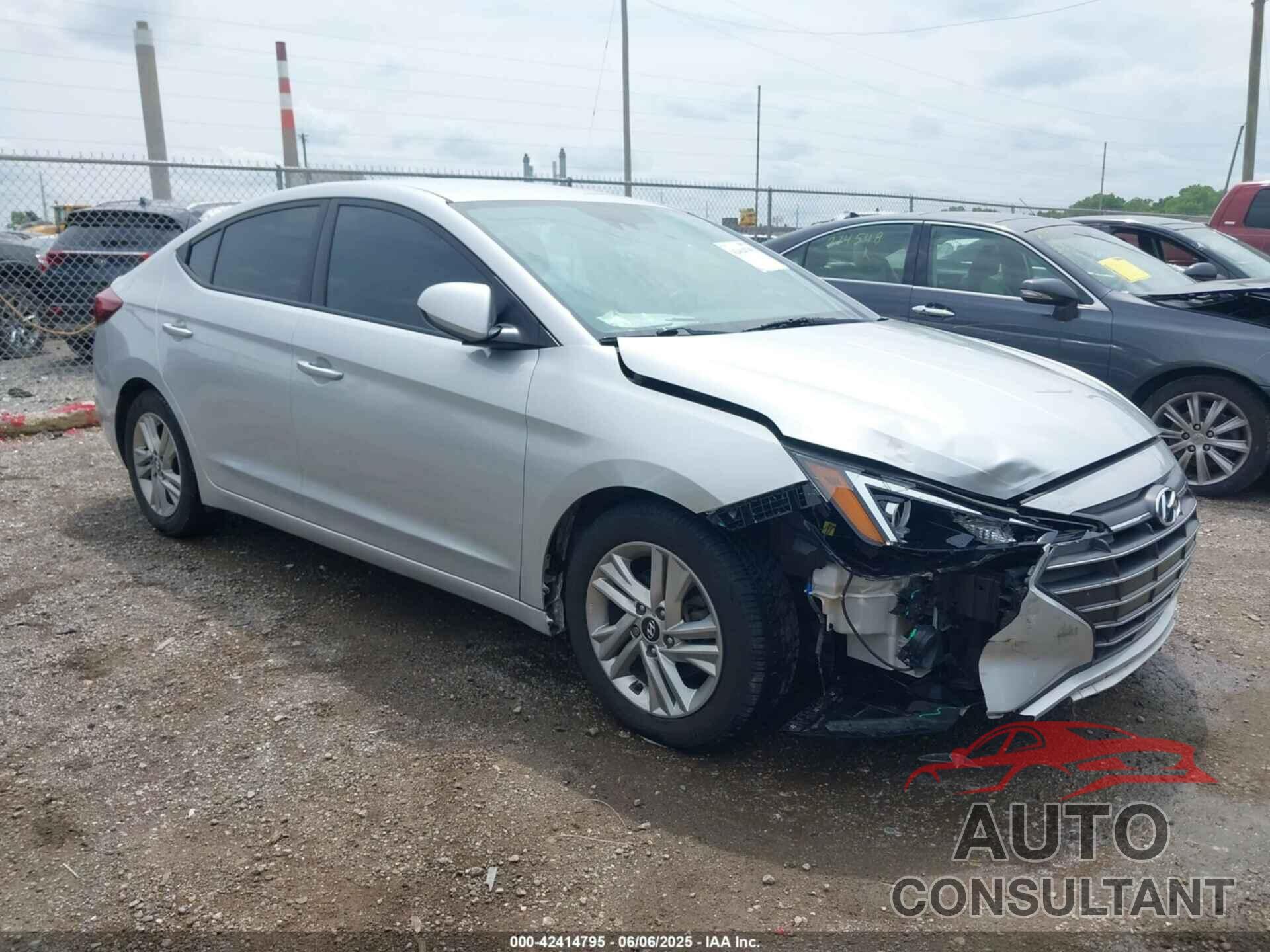 HYUNDAI ELANTRA 2020 - 5NPD84LF2LH540197