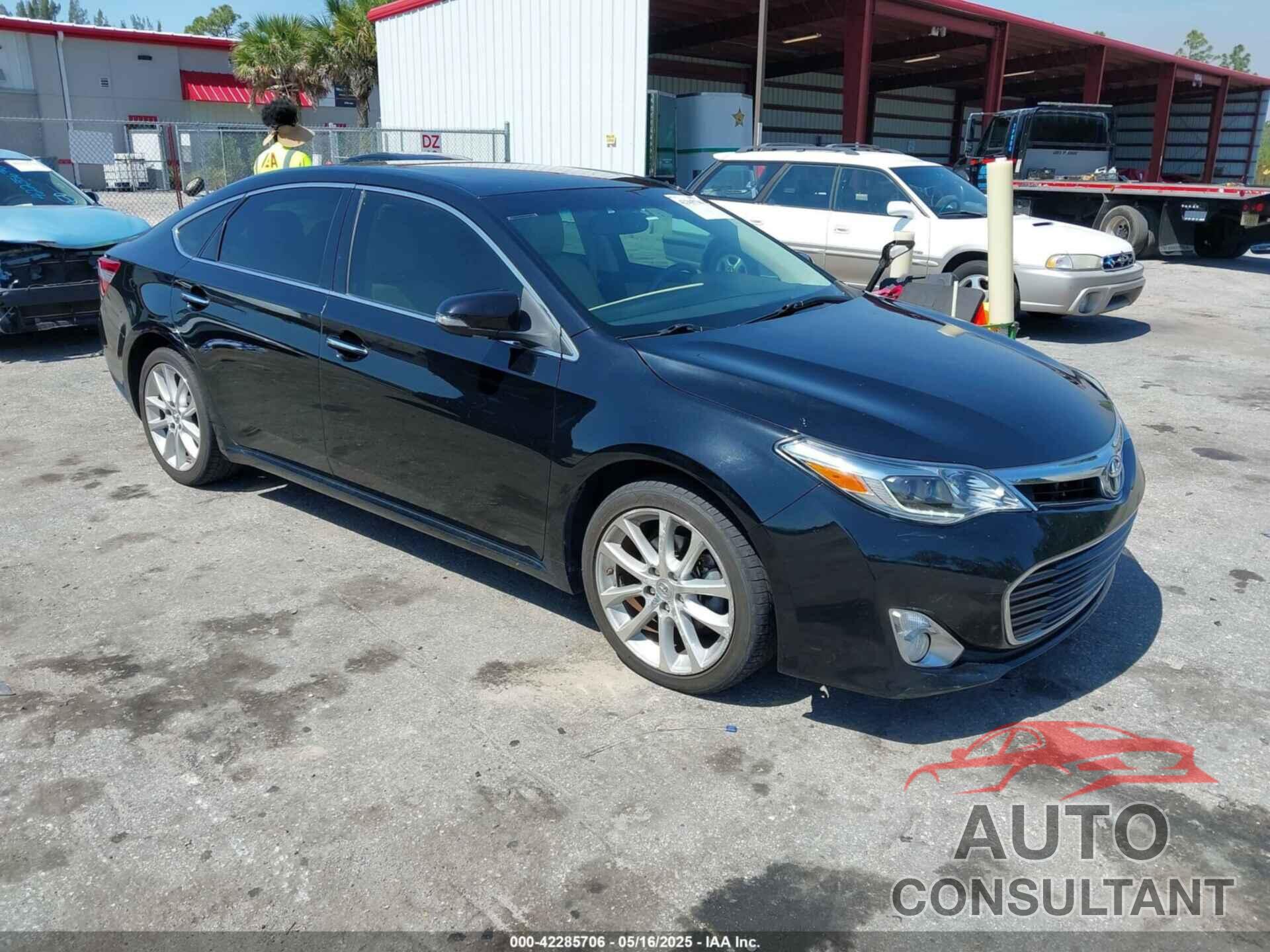 TOYOTA AVALON 2013 - 4T1BK1EB1DU007553