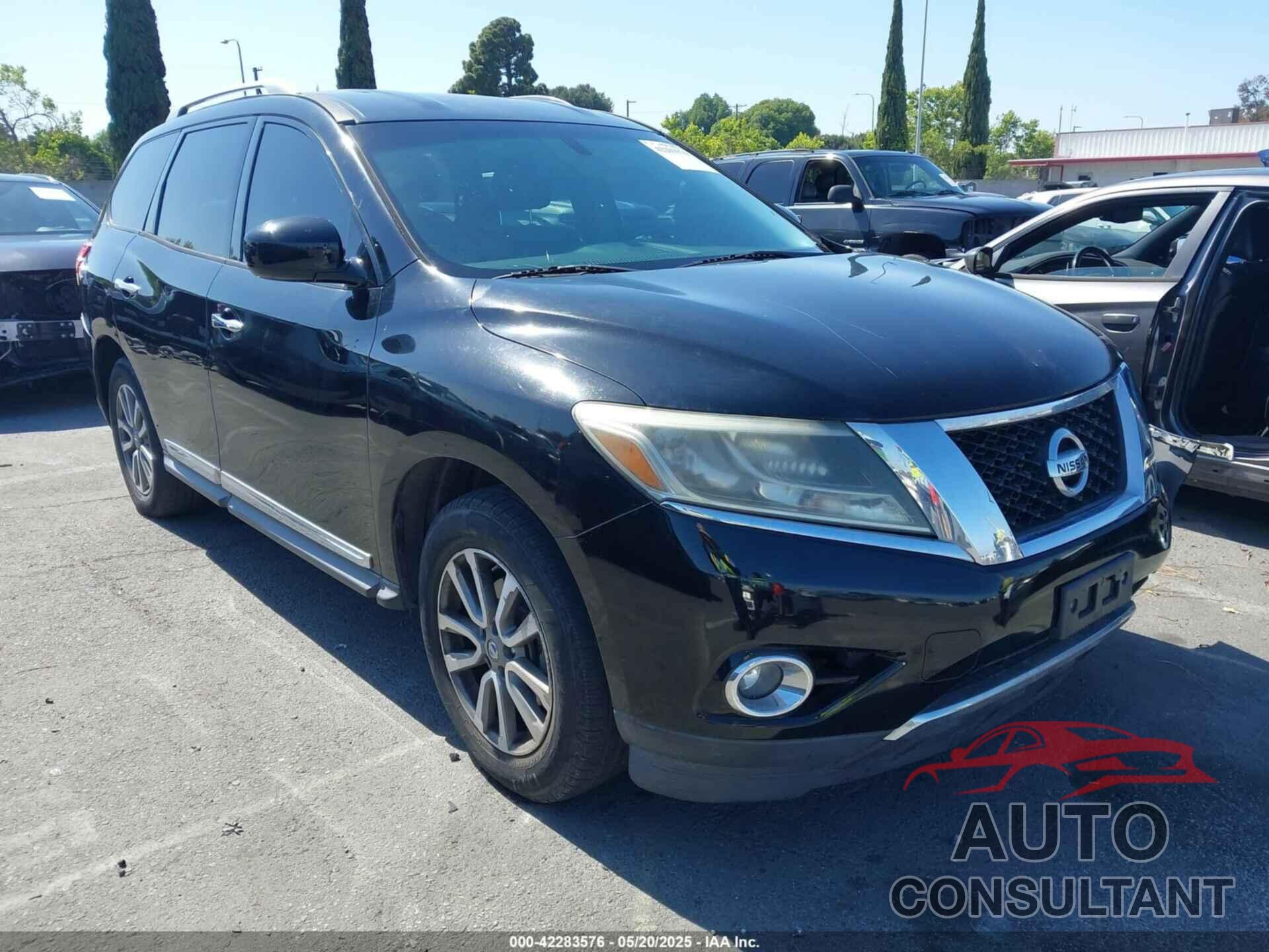 NISSAN PATHFINDER 2013 - 5N1AR2MN1DC625938