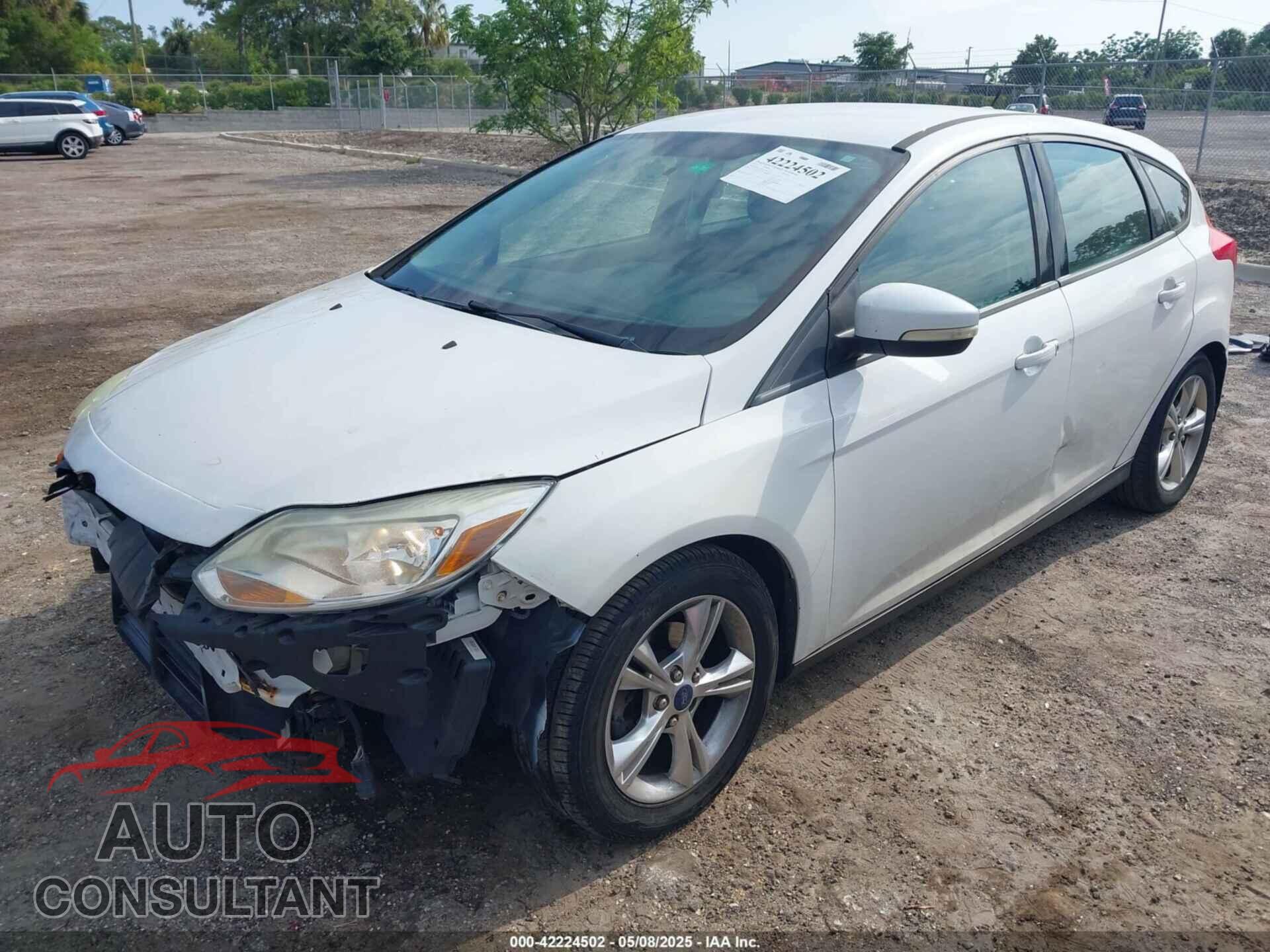 FORD FOCUS 2013 - 1FADP3K26DL341006