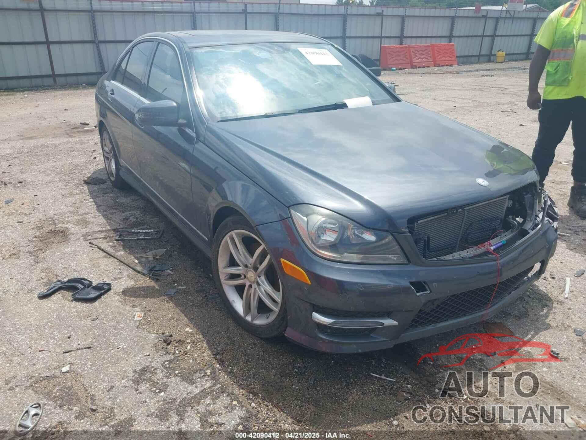 MERCEDES-BENZ C-CLASS 2014 - WDDGF4HB0EA936265