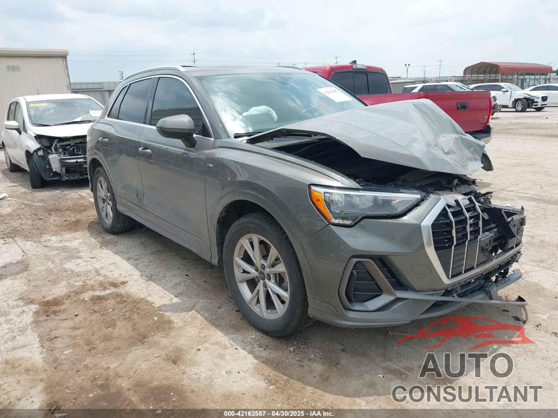 AUDI Q3 2021 - WA1DECF33M1040282