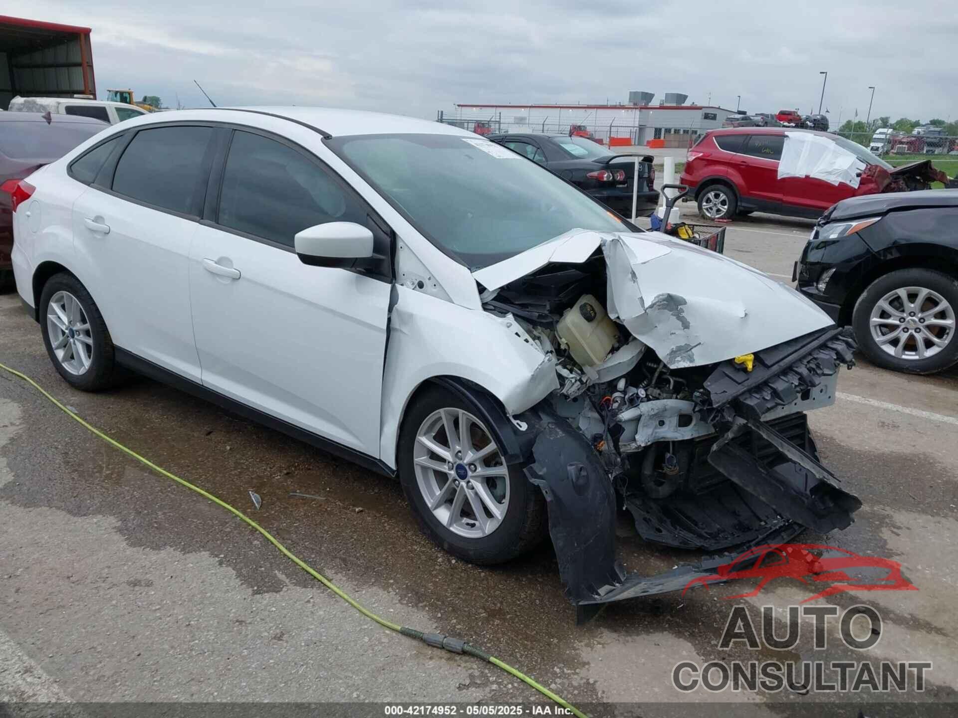 FORD FOCUS 2018 - 1FADP3F21JL257262