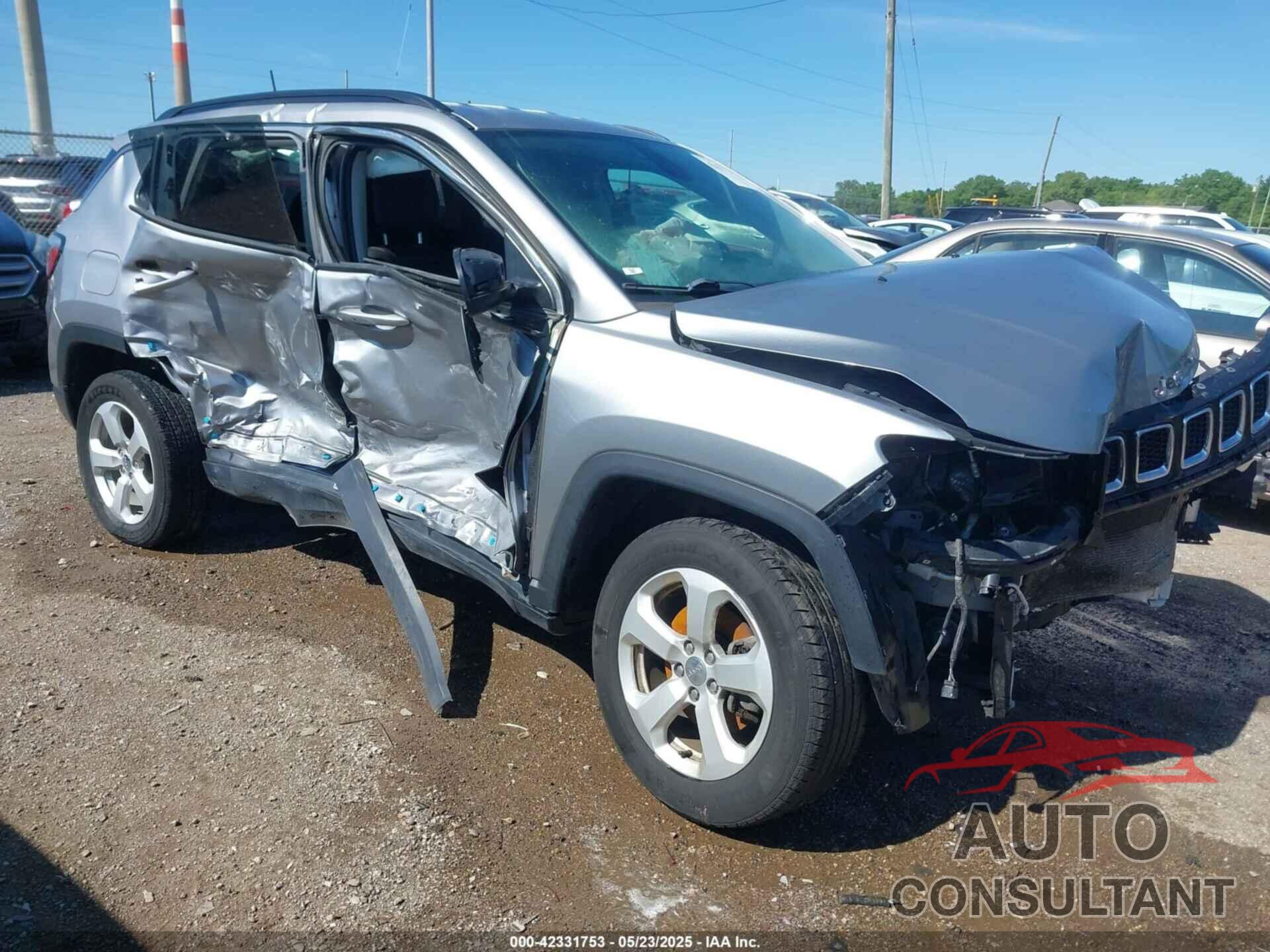 JEEP COMPASS 2019 - 3C4NJDBB6KT697110