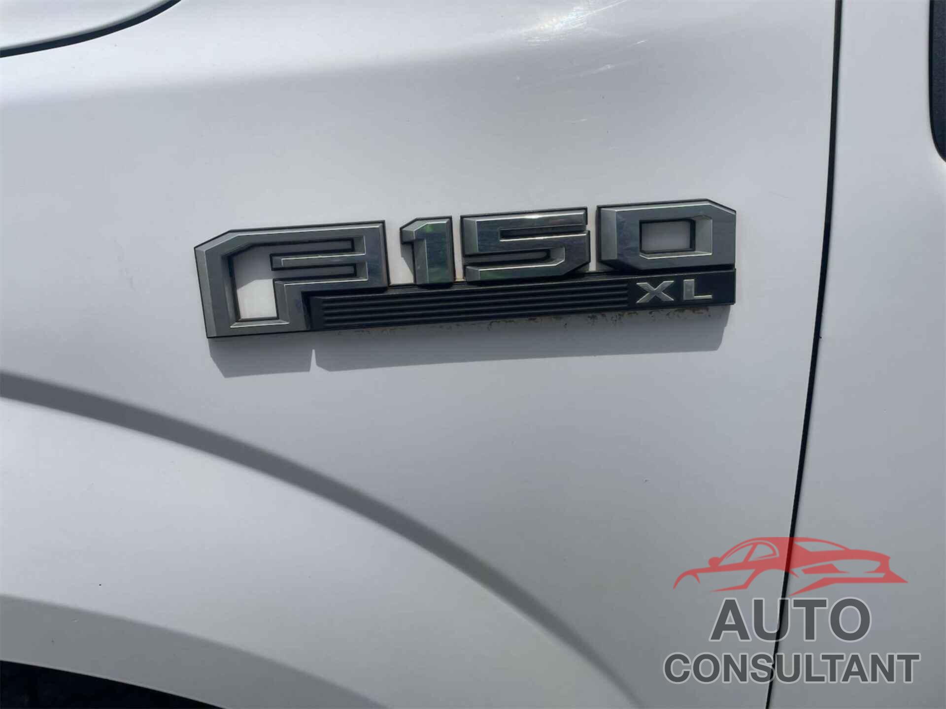 FORD F150 2018 - 1FTMF1EB0JKE87433