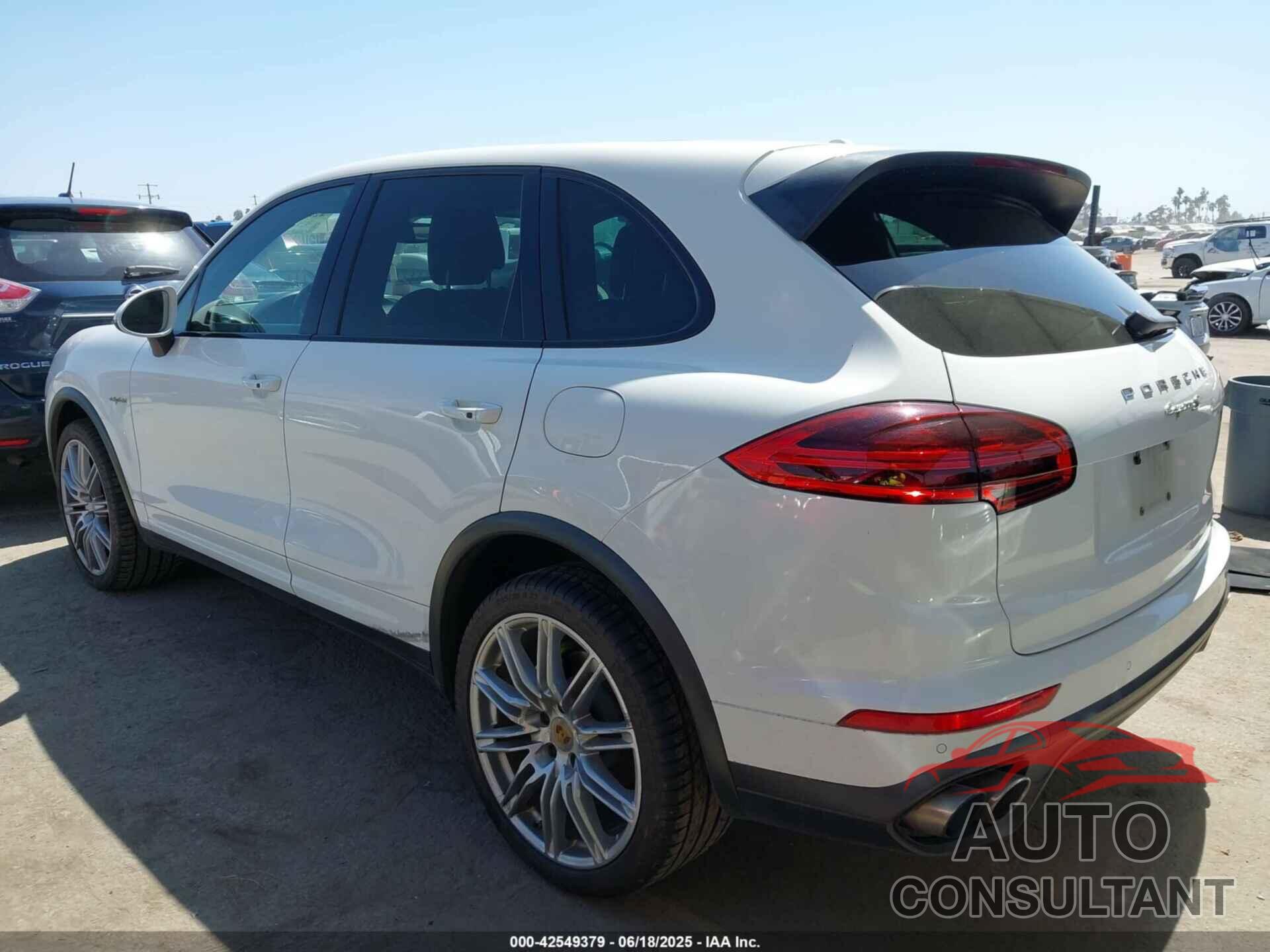 PORSCHE CAYENNE E-HYBRID 2016 - WP1AE2A25GLA63734