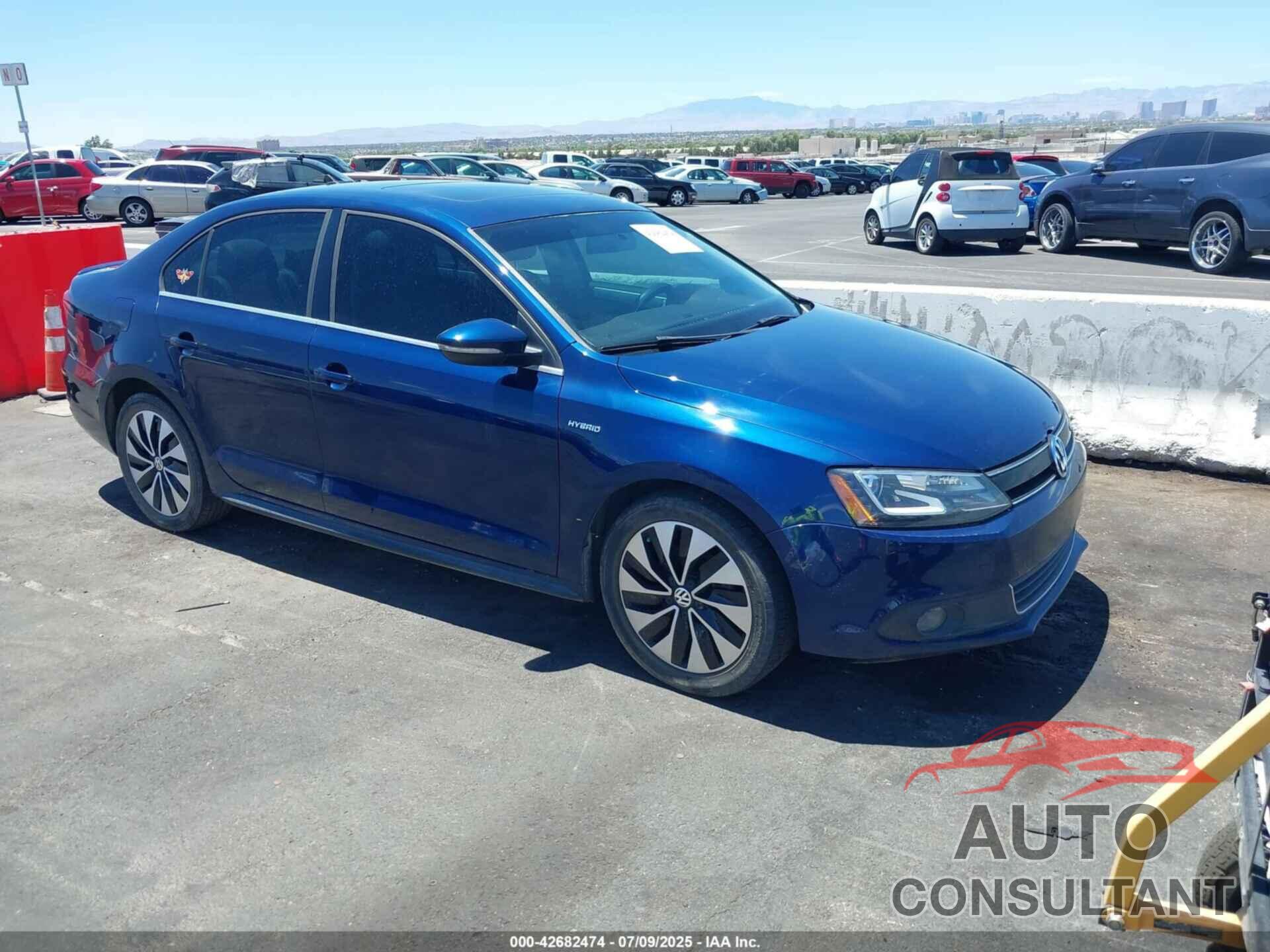 VOLKSWAGEN JETTA HYBRID 2013 - 3VW637AJ2DM214389
