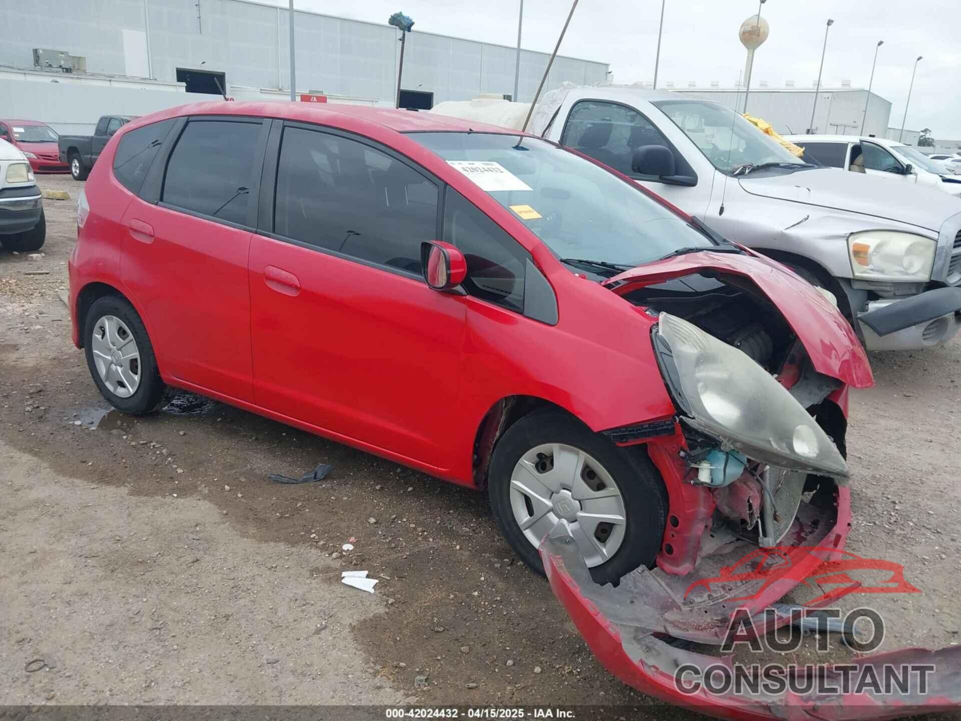 HONDA FIT 2013 - JHMGE8H39DC065770