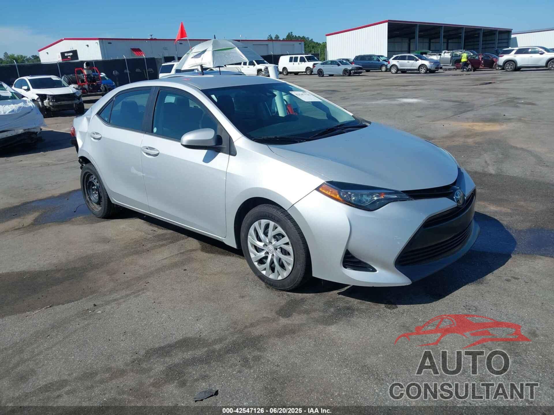 TOYOTA COROLLA 2018 - 2T1BURHE3JC037469