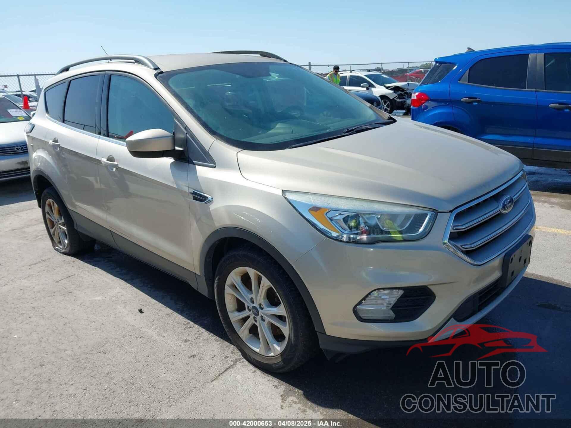 FORD ESCAPE 2017 - 1FMCU9GD6HUC16286