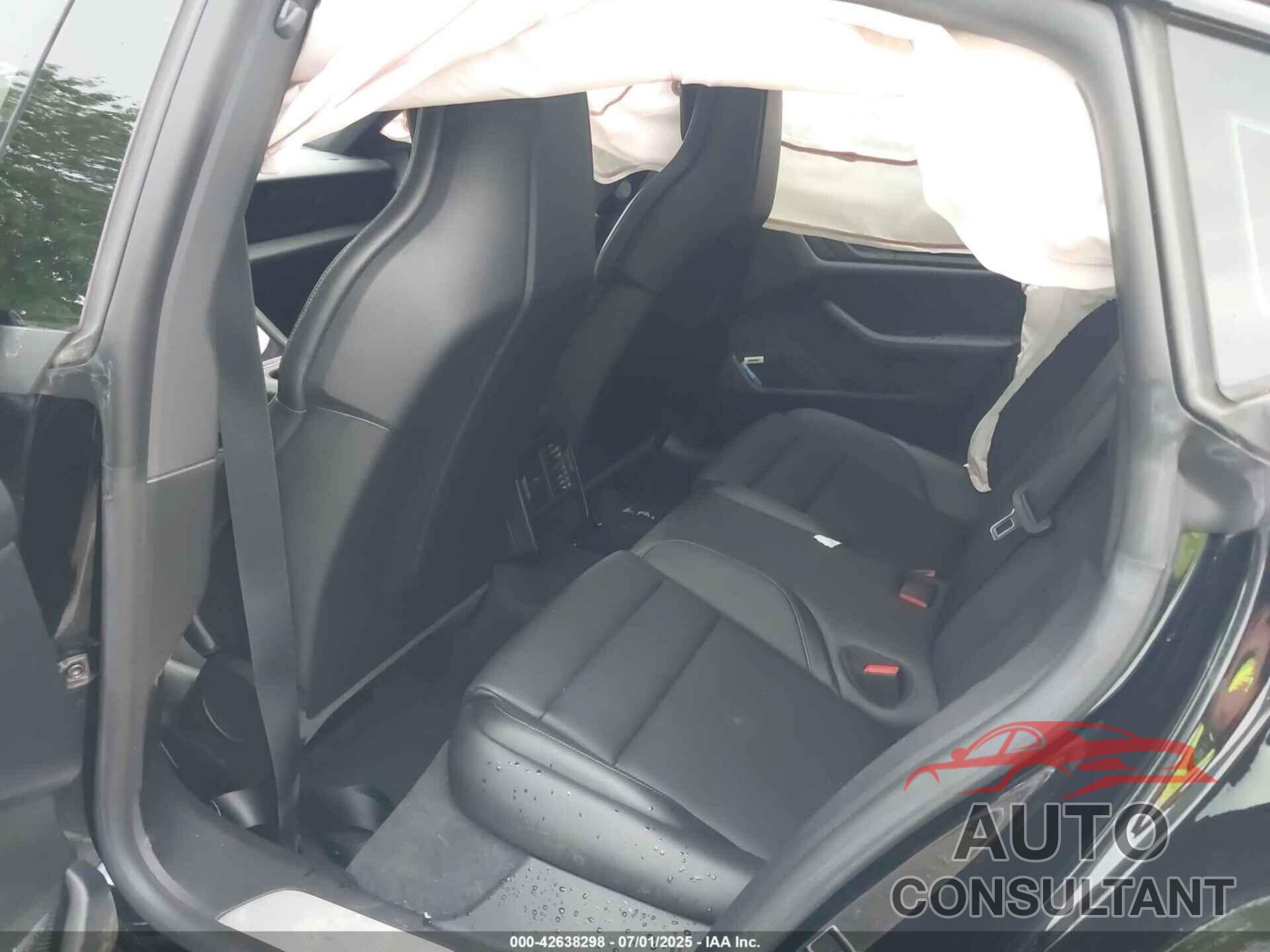 PORSCHE TAYCAN 2021 - WP0AB2Y13MSA43638