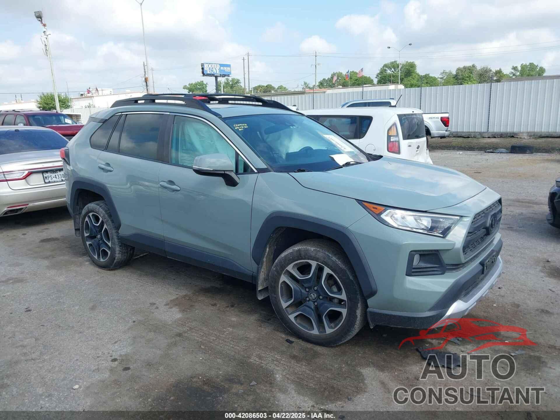 TOYOTA RAV4 2019 - 2T3J1RFVXKW026905