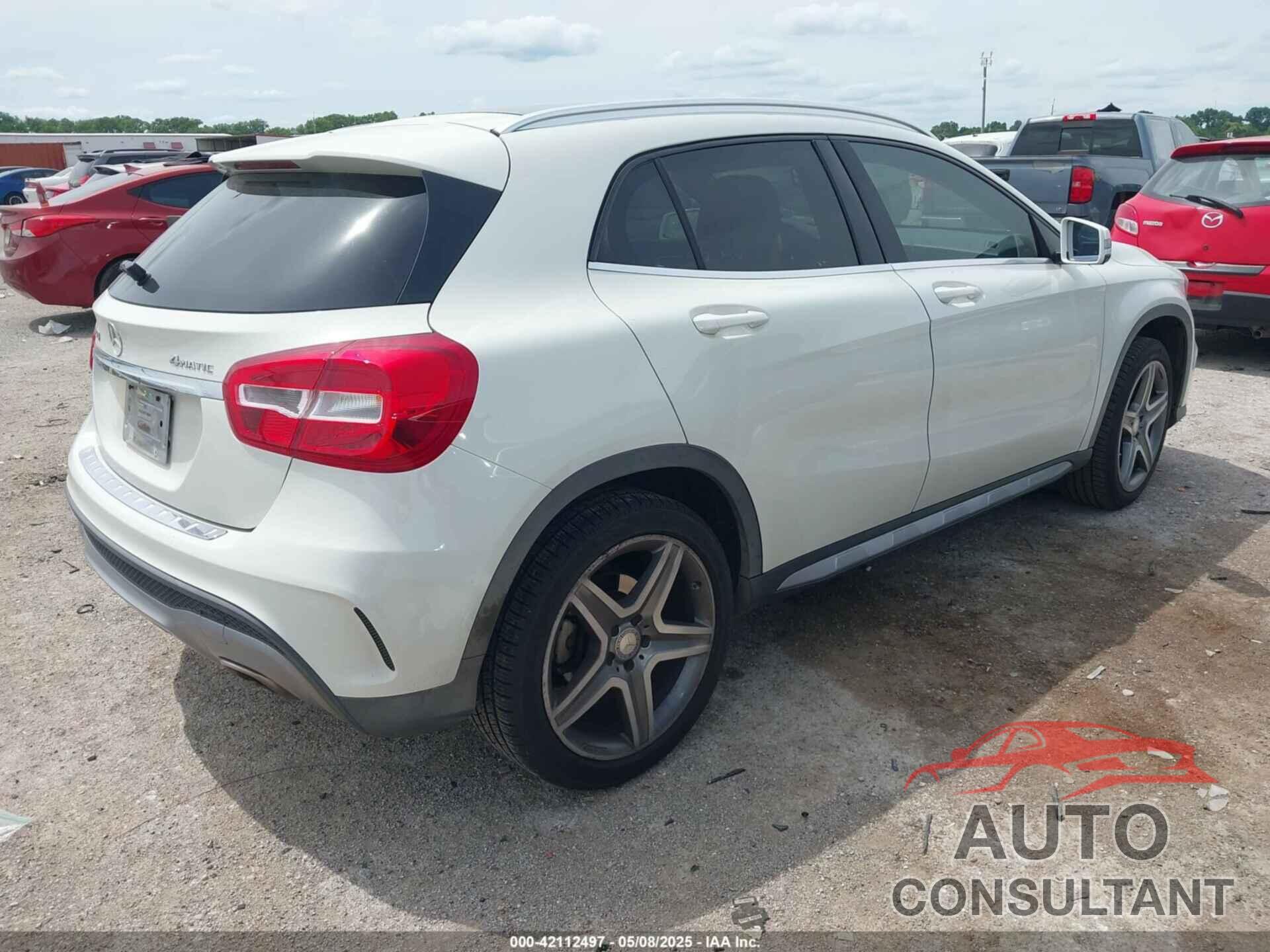 MERCEDES-BENZ GLA 250 2015 - WDCTG4GB6FJ075399