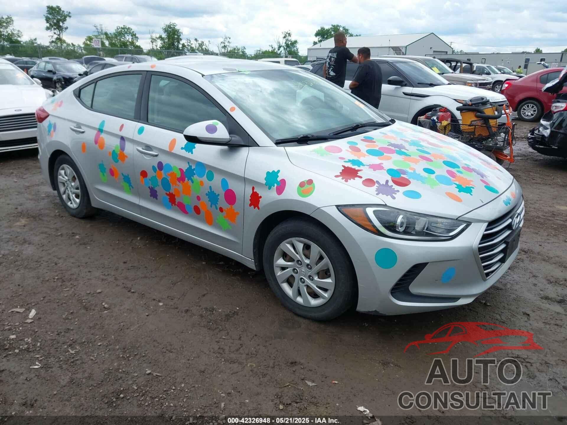 HYUNDAI ELANTRA 2017 - 5NPD74LF0HH126703
