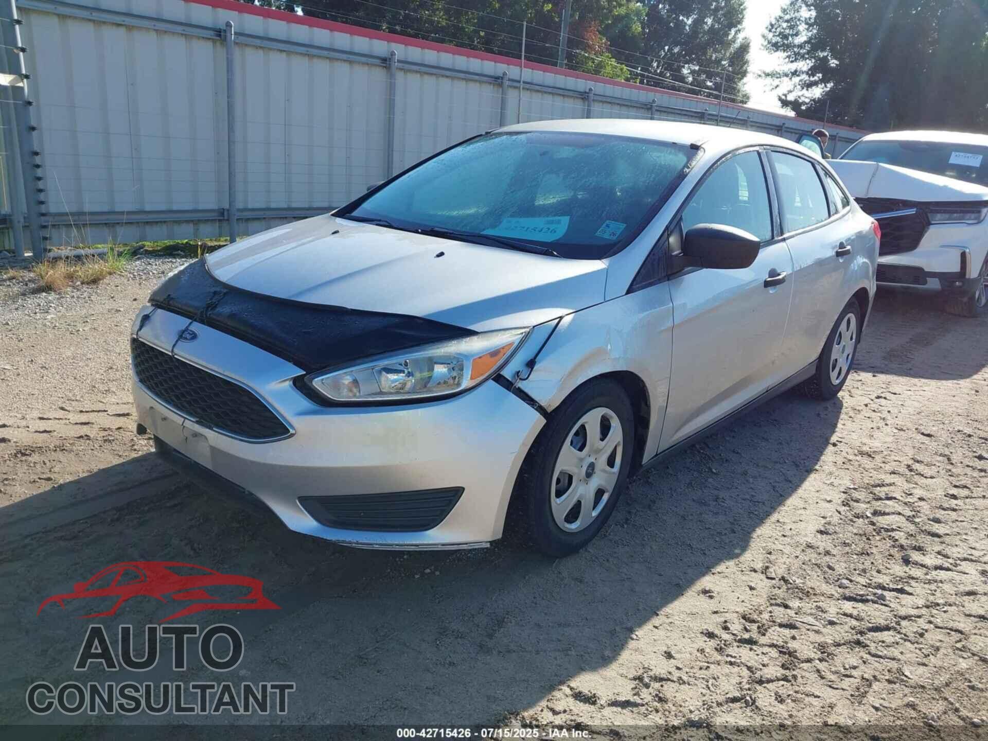 FORD FOCUS 2016 - 1FADP3E22GL207352