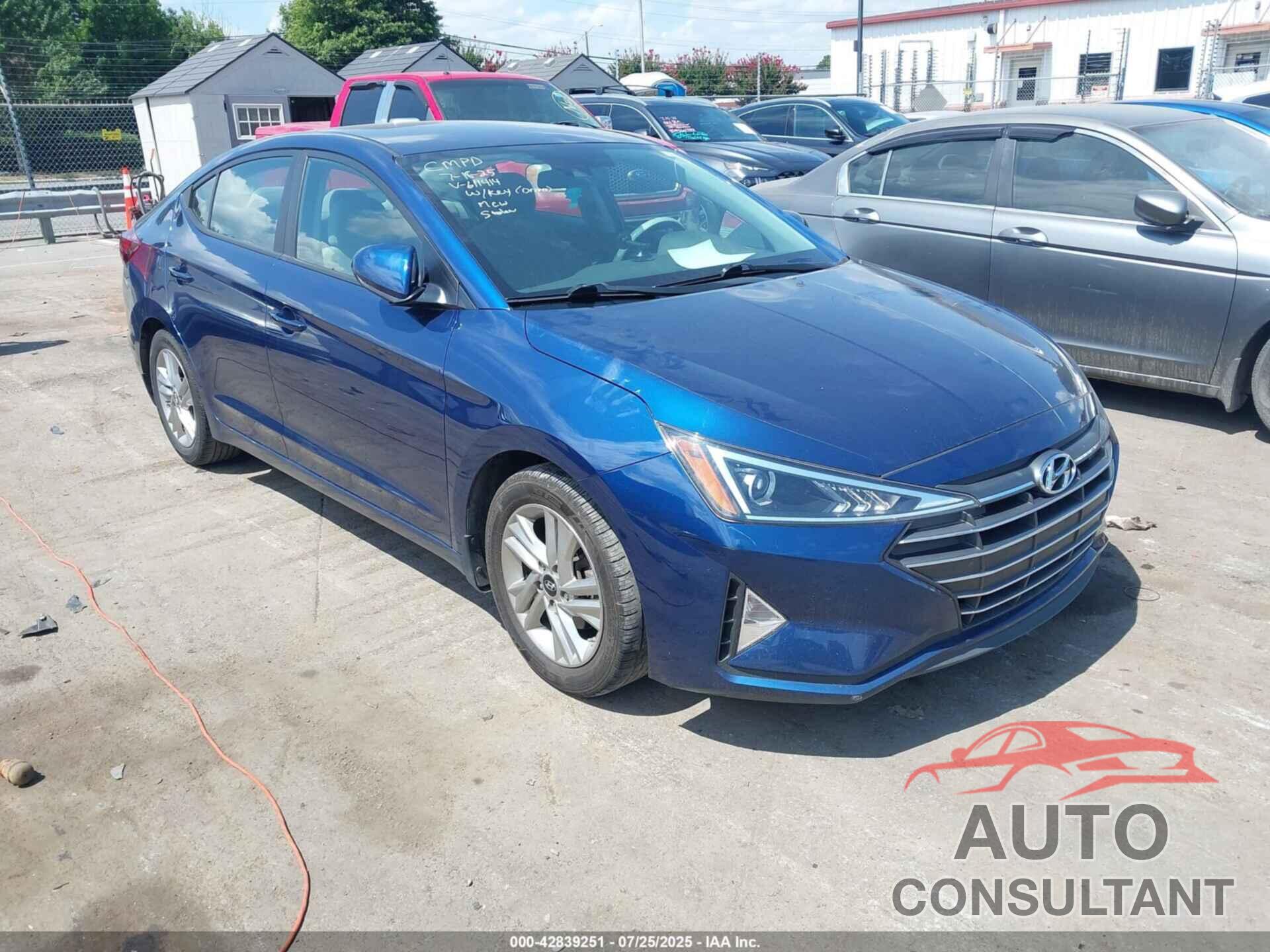 HYUNDAI ELANTRA 2020 - 5NPD84LF0LH611414