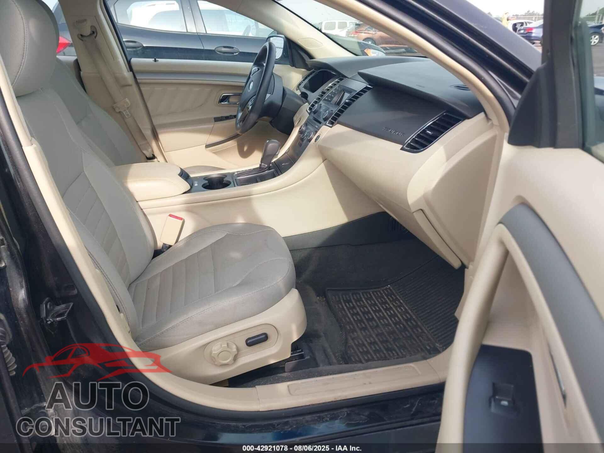 FORD TAURUS 2014 - 1FAHP2D82EG151002