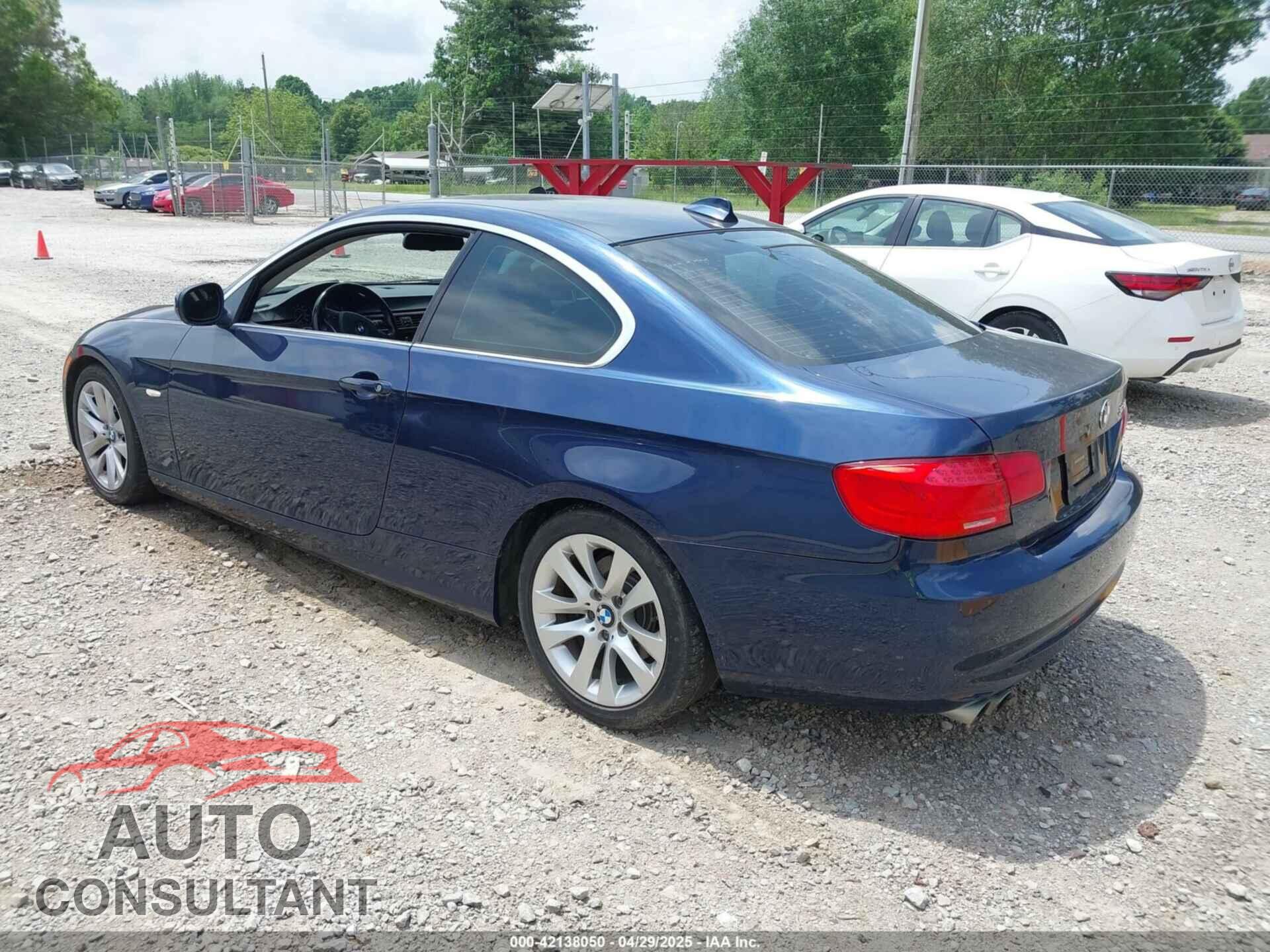 BMW 328I 2011 - WBAKE3C52BE557501