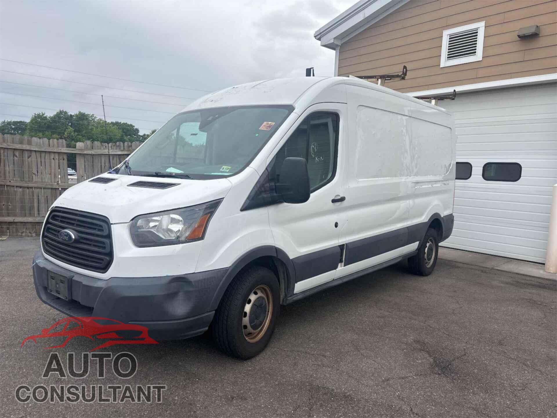 FORD TRANSIT 2017 - 1FTYR2CMXHKA44834